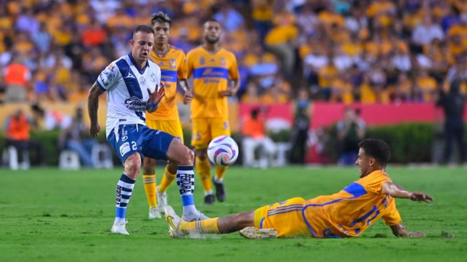 Gustravo Ferrareis Diego Reyes Tigres Puebla Apertura 2023