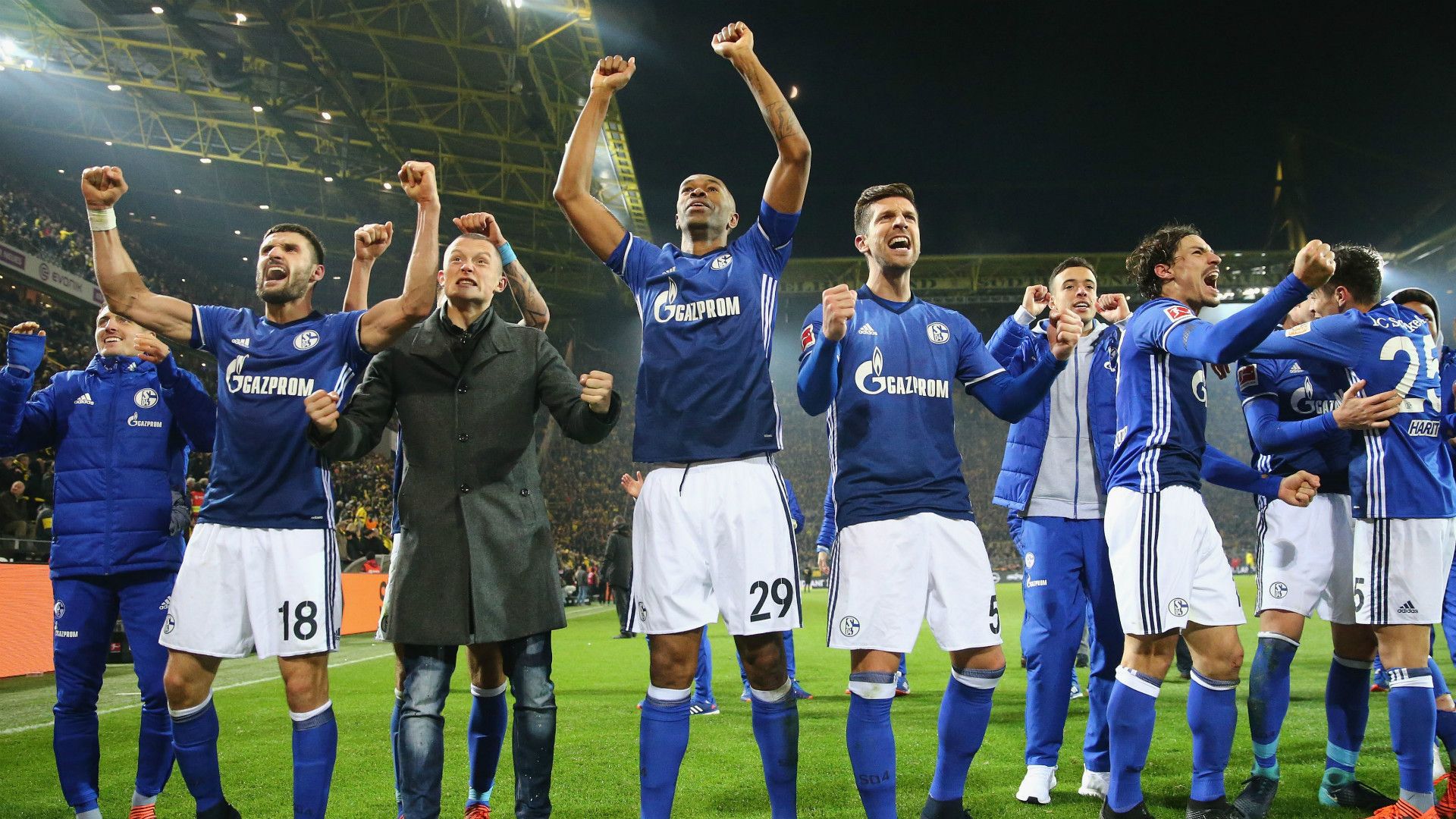 Schalke Jubel Naldo Matija Nastasic Benjamin Stambouli 25112017