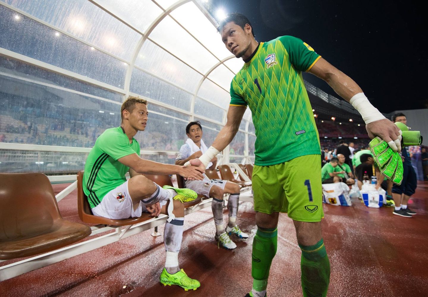 Keisuke Honda - Kawin Thammasatchanan