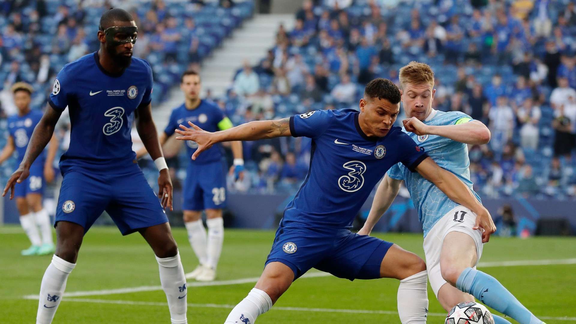 Thiago Silva Kevin De Bruyne Man City vs Chelsea Champions League final 2020-21