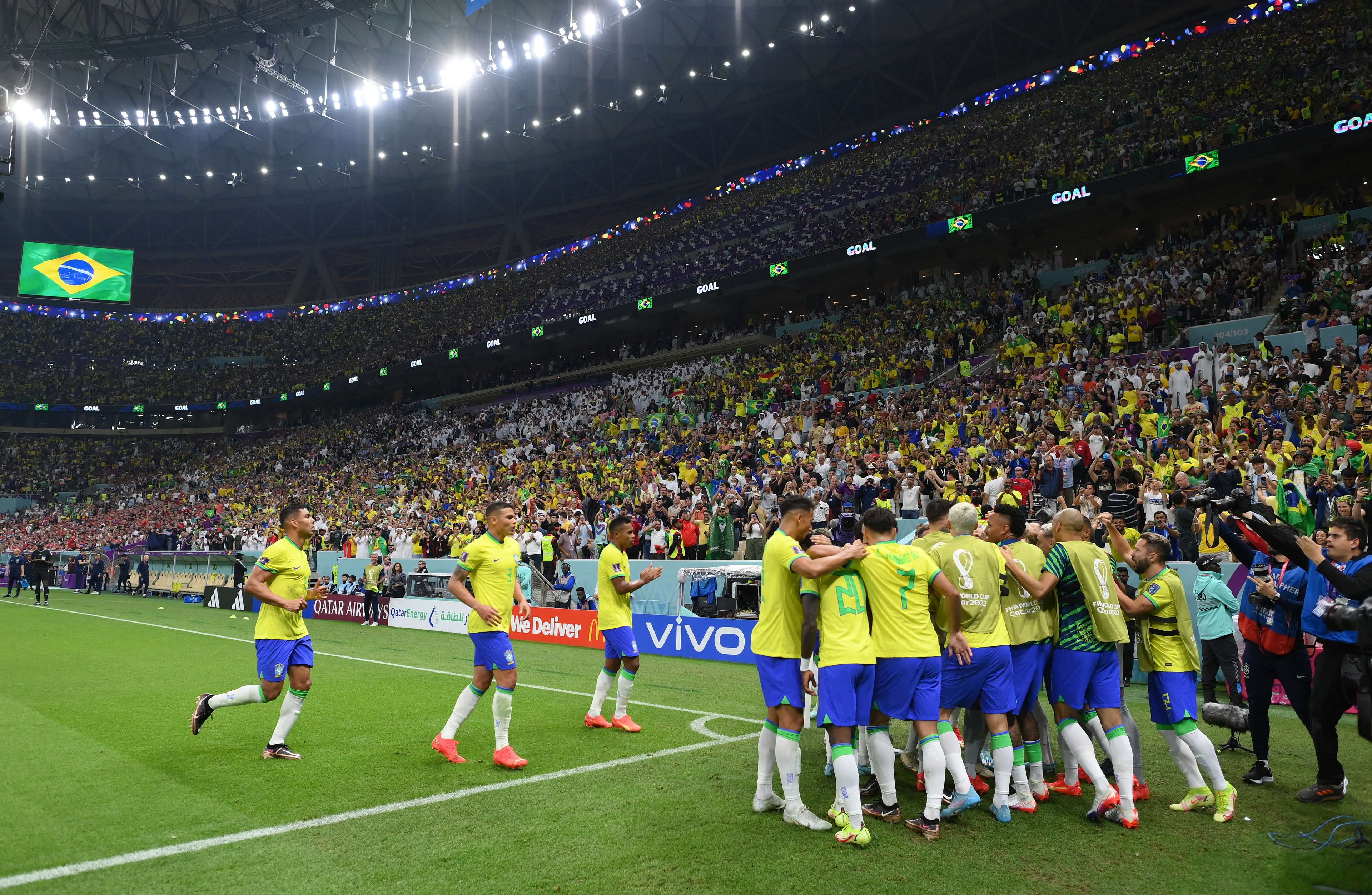Brazil team celebrate World Cup 2022