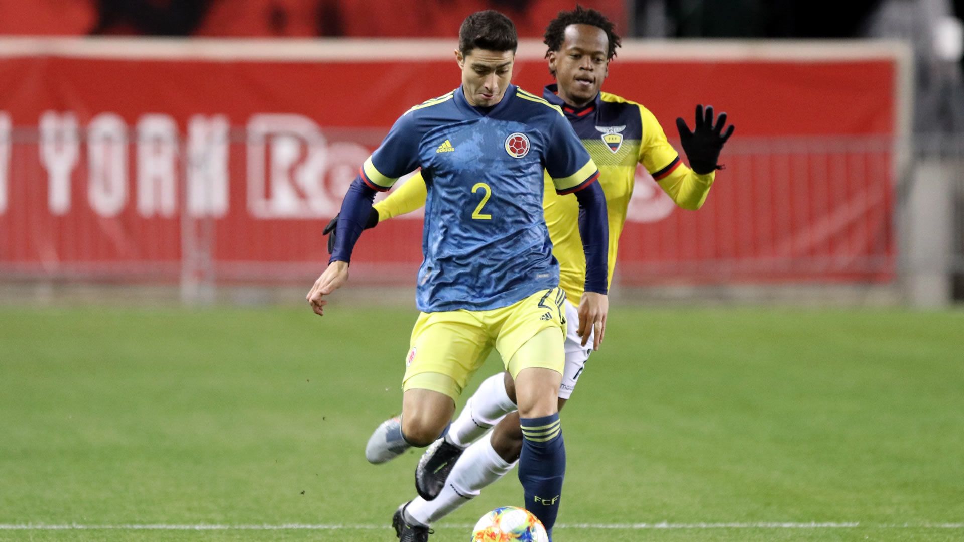 Stefan Medina Colombia Ecuador Amistoso 2019