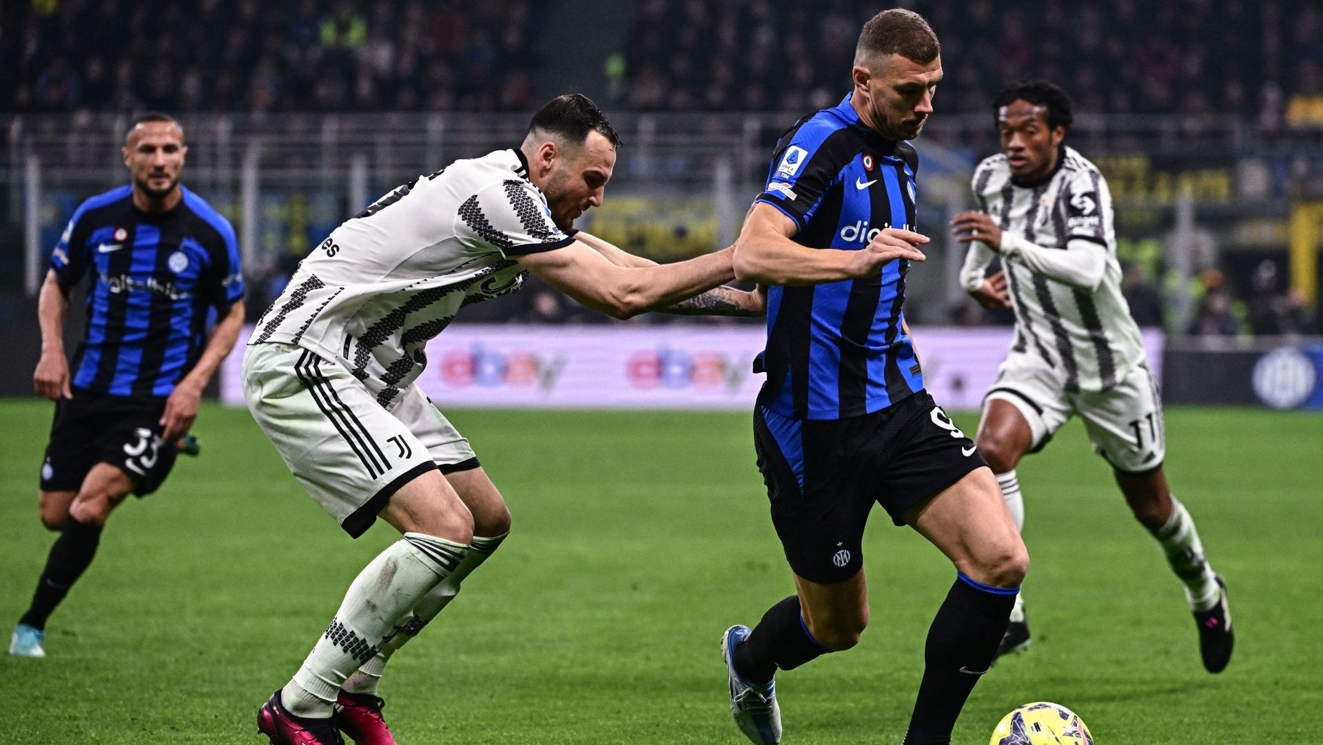 Edin Dzeko Inter Juventus 2022-2023