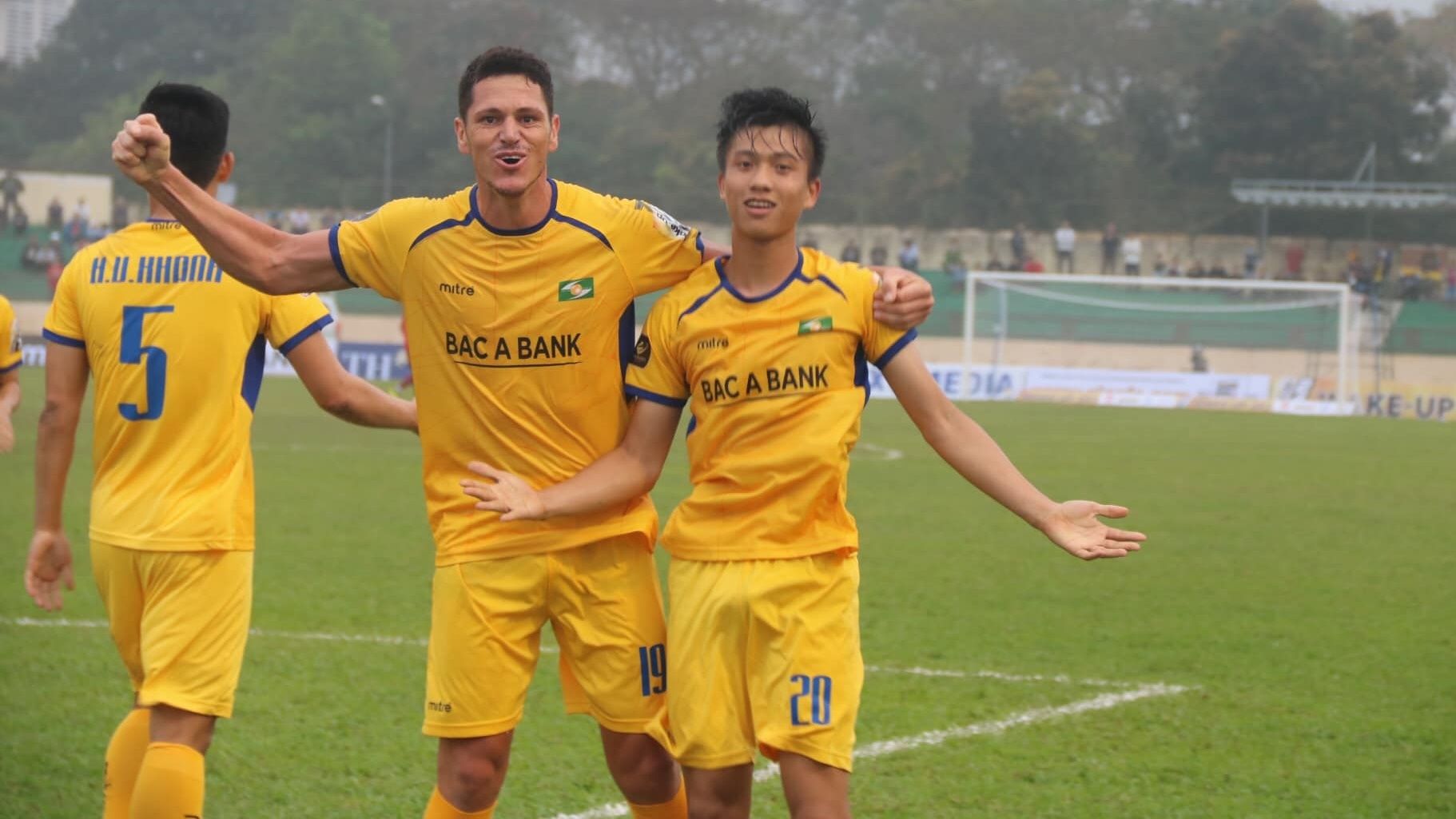 Phan Van Duc SLNA vs Quang Nam V.League 2019