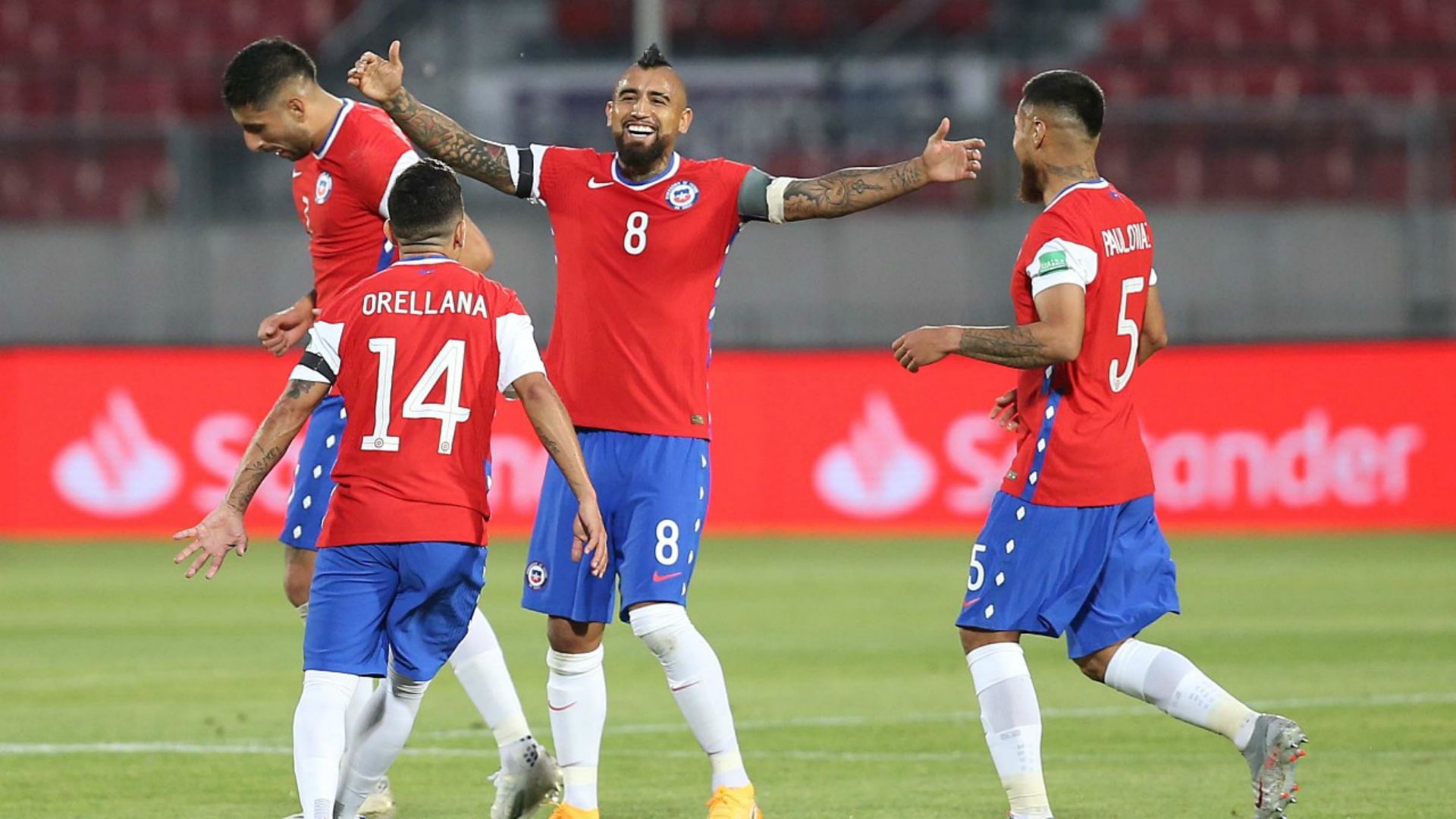 Arturo Vidal Chile Perú 13112020