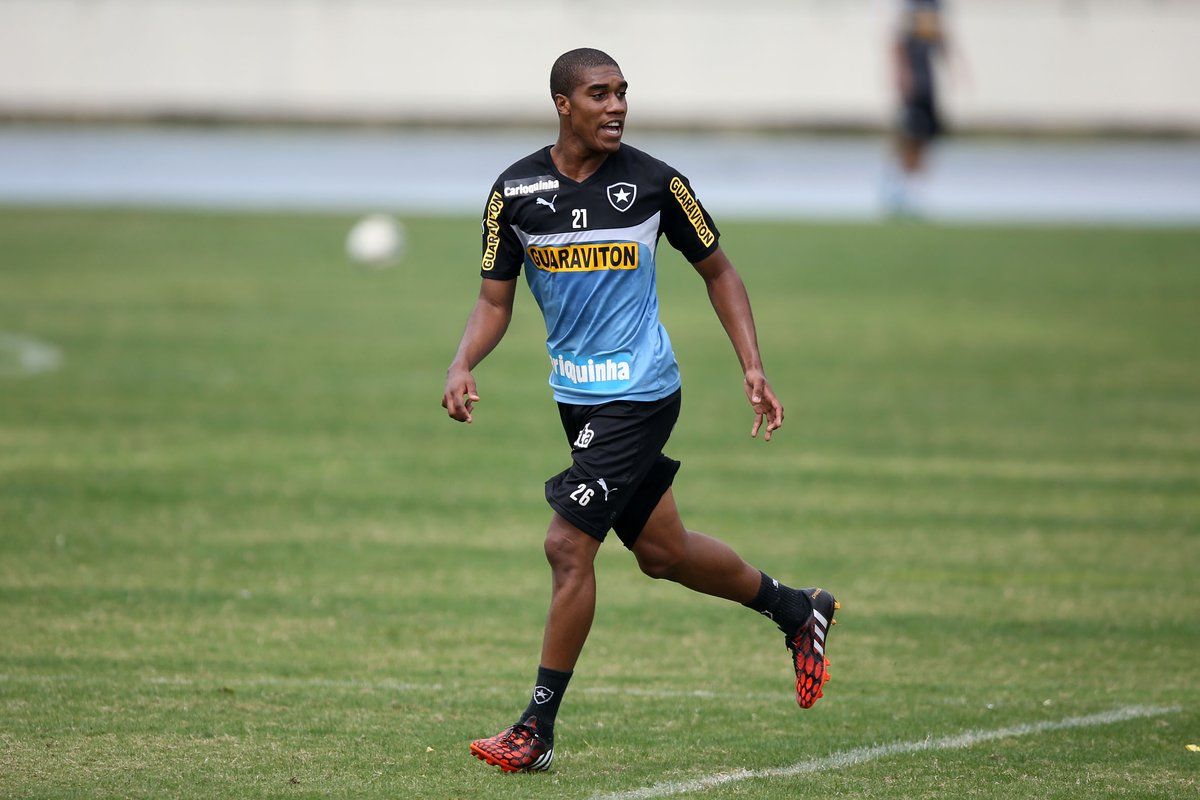 Murilo Costa - Botafogo