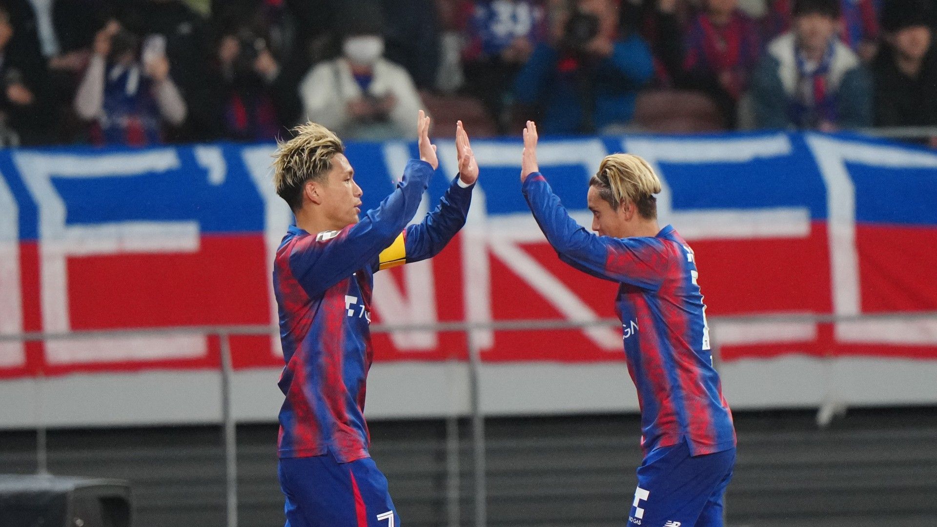 松木玖生と荒木遼太郎。FC東京の「ダブルトップ下」が浦和レッズ