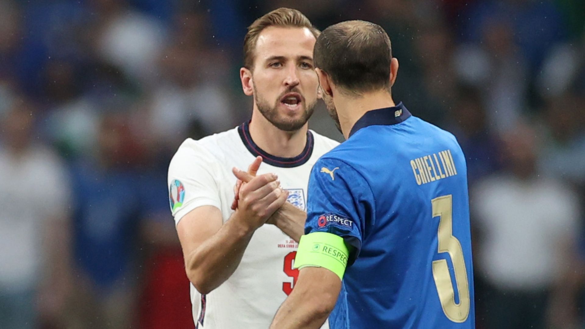 Chiellini Kane Italy England Euro