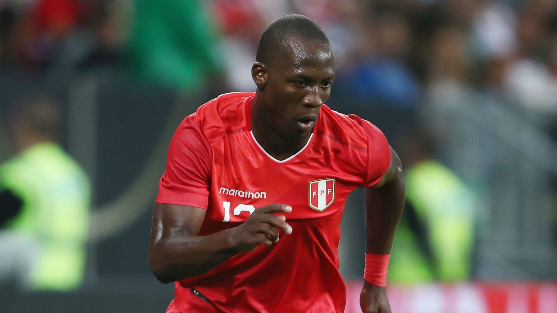 Luis Advincula Peru 2018