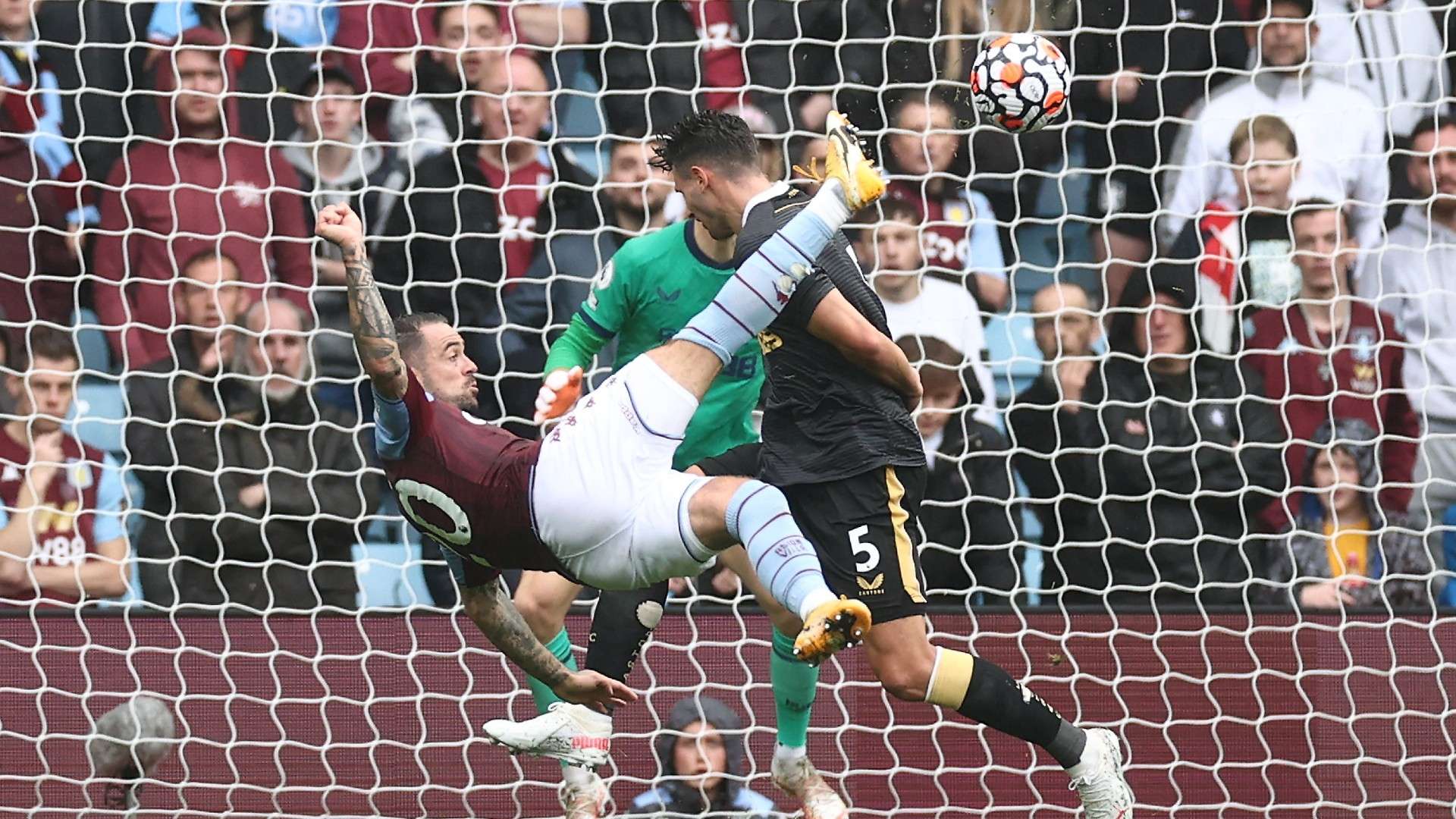 Danny Ings Aston Villa Newcastle 2021-22