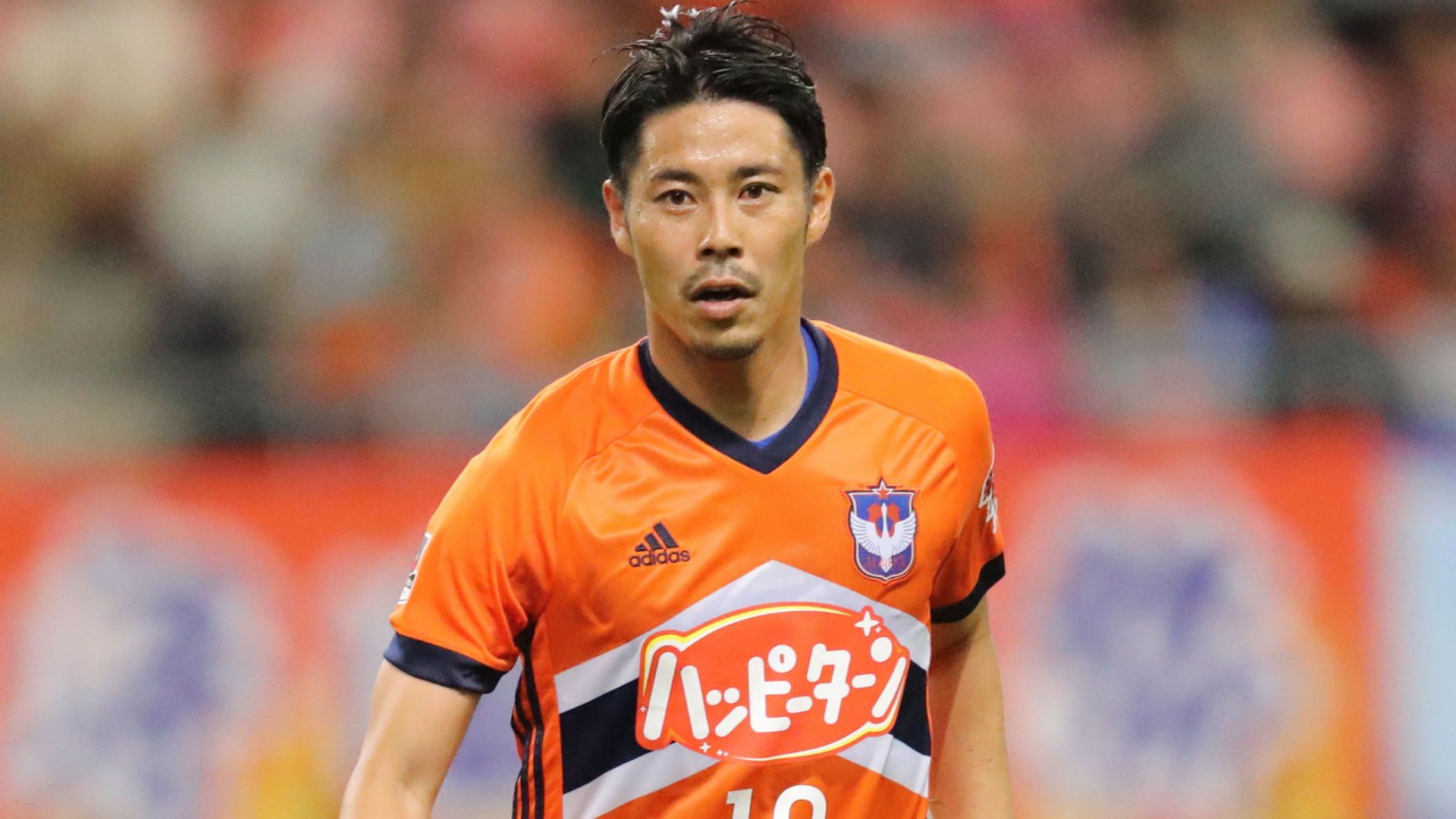 成岡翔選手がジュビロ磐田にいた際に使用していたサイン入りの練習着です。 jambalaya_10j1st-132