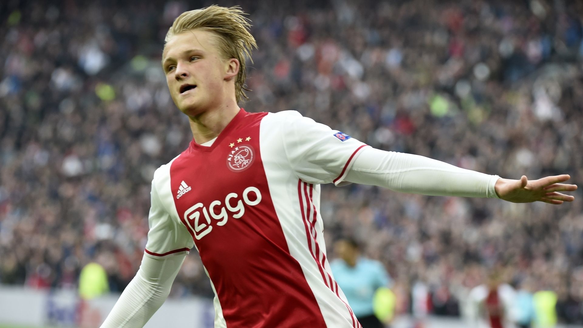 Kasper Dolberg, Ajax