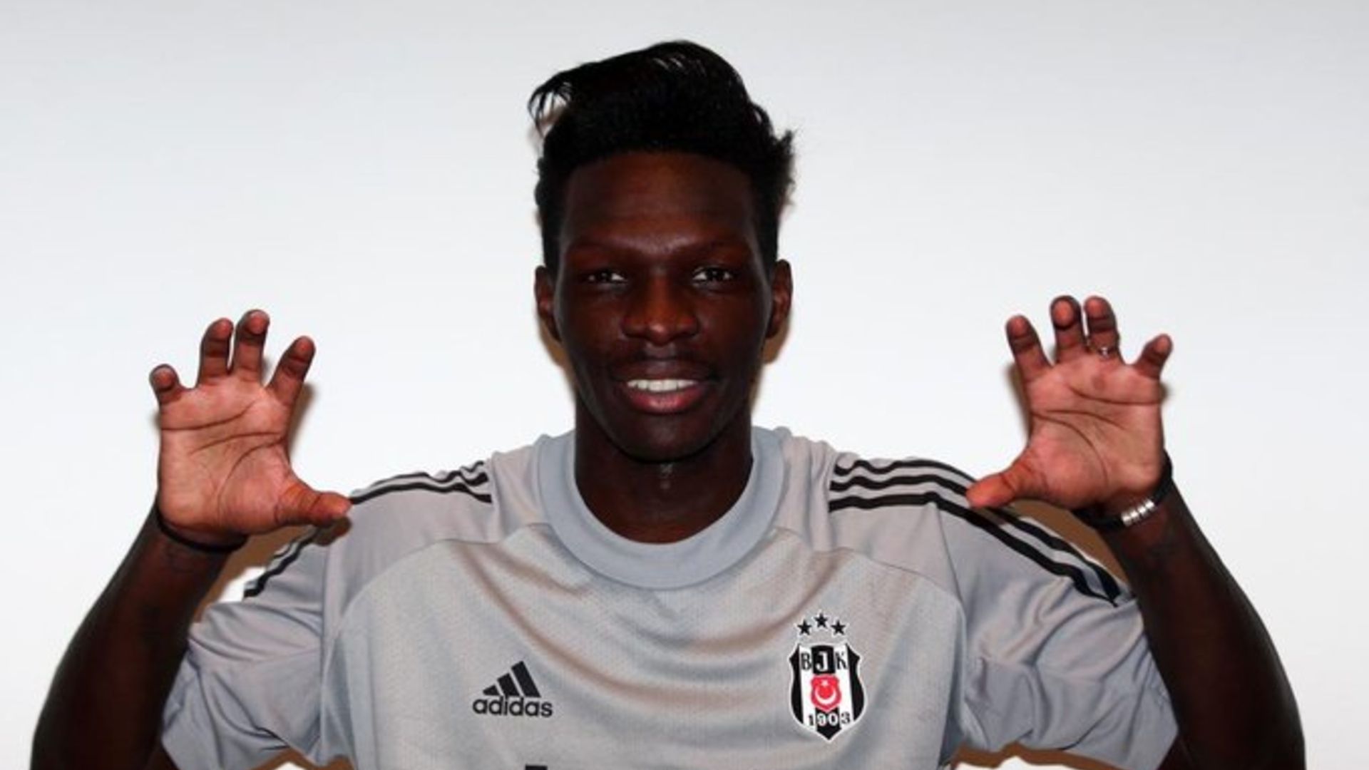 Fabrice N'Sakala Besiktas