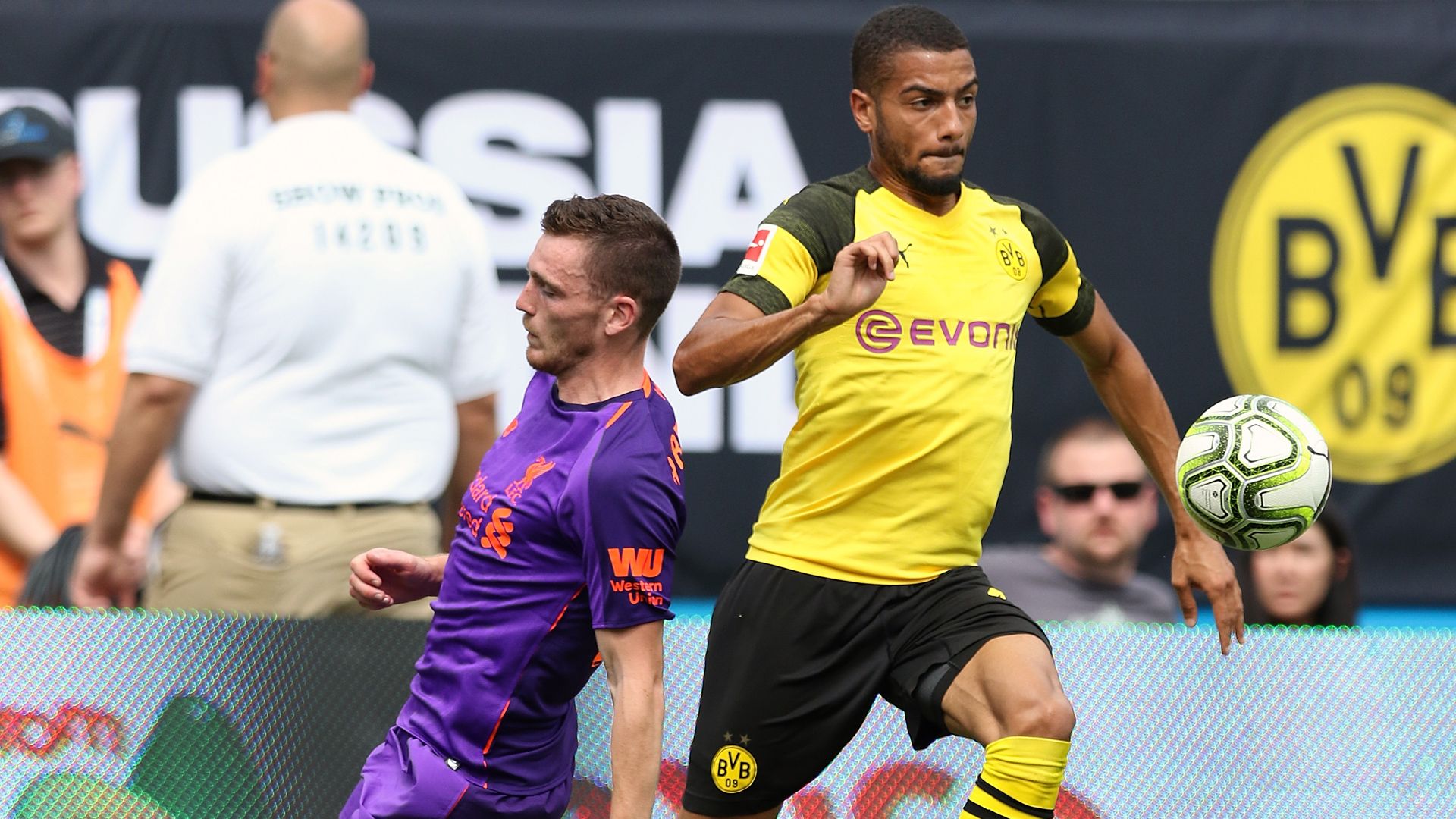 Jeremy Toljan Borussia Dortmund 22072018