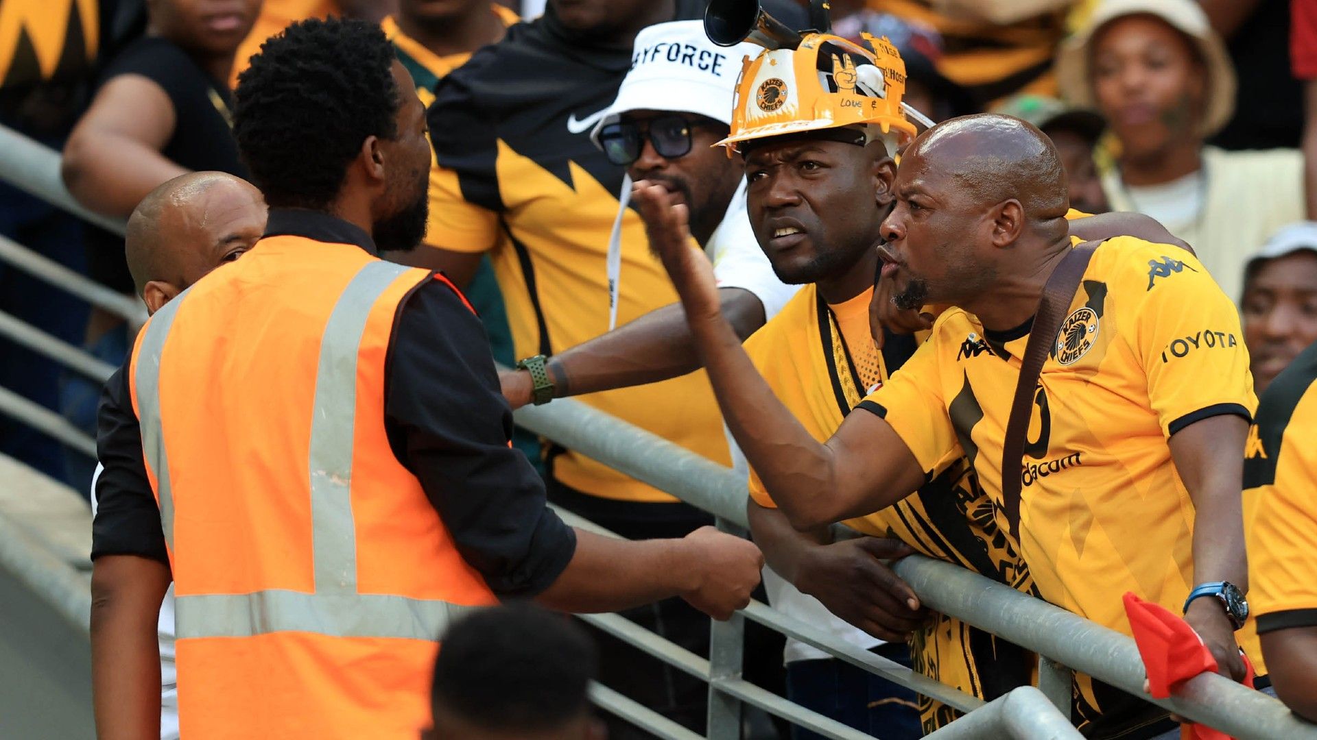 Kaizer Chiefs fans, November 2024