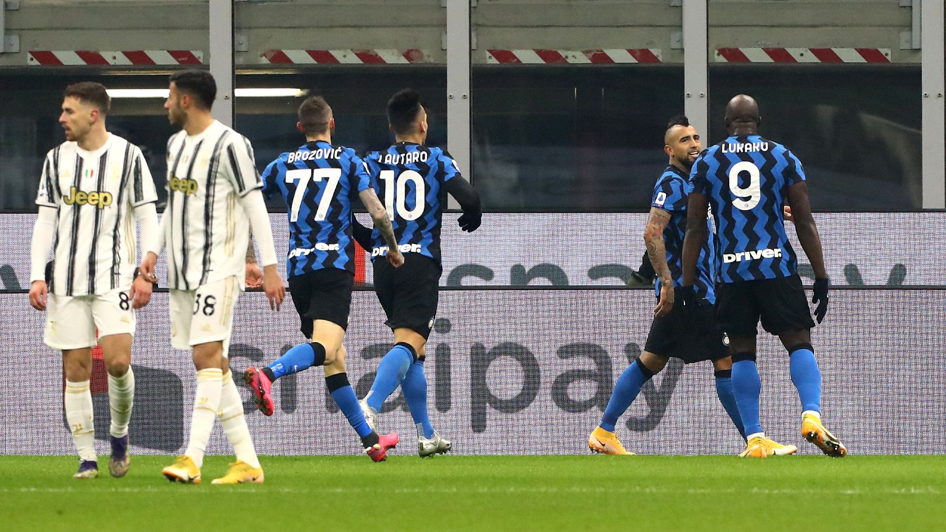 Arturo Vidal celebration Inter Juventus 2020-2021