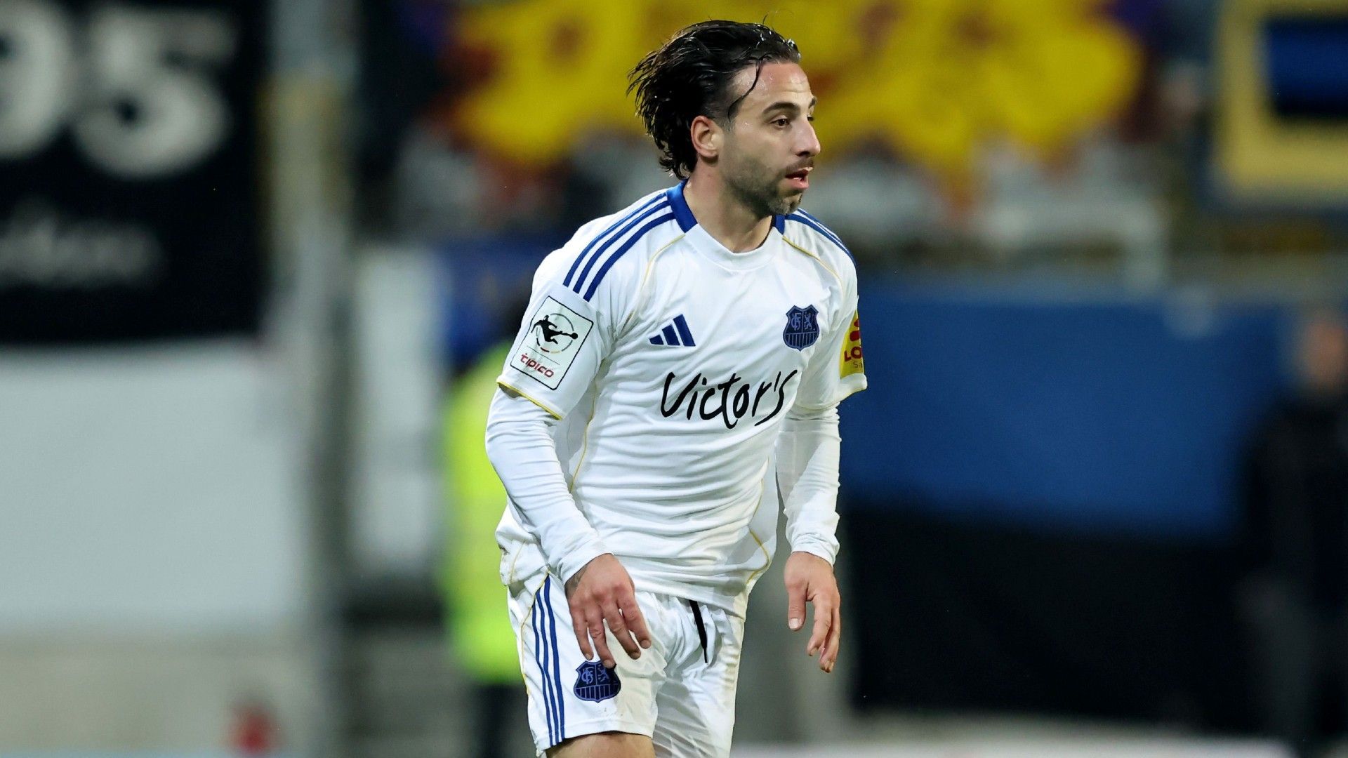 Calogero Rizzuto of 1.FC Saarbrücken