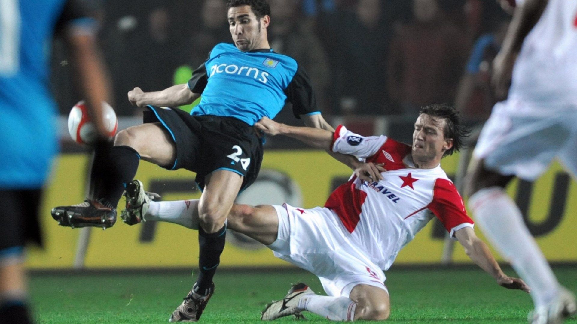 Carlos Cuellar Aston Villa Vladimir Smicer Slavia Prague 2008