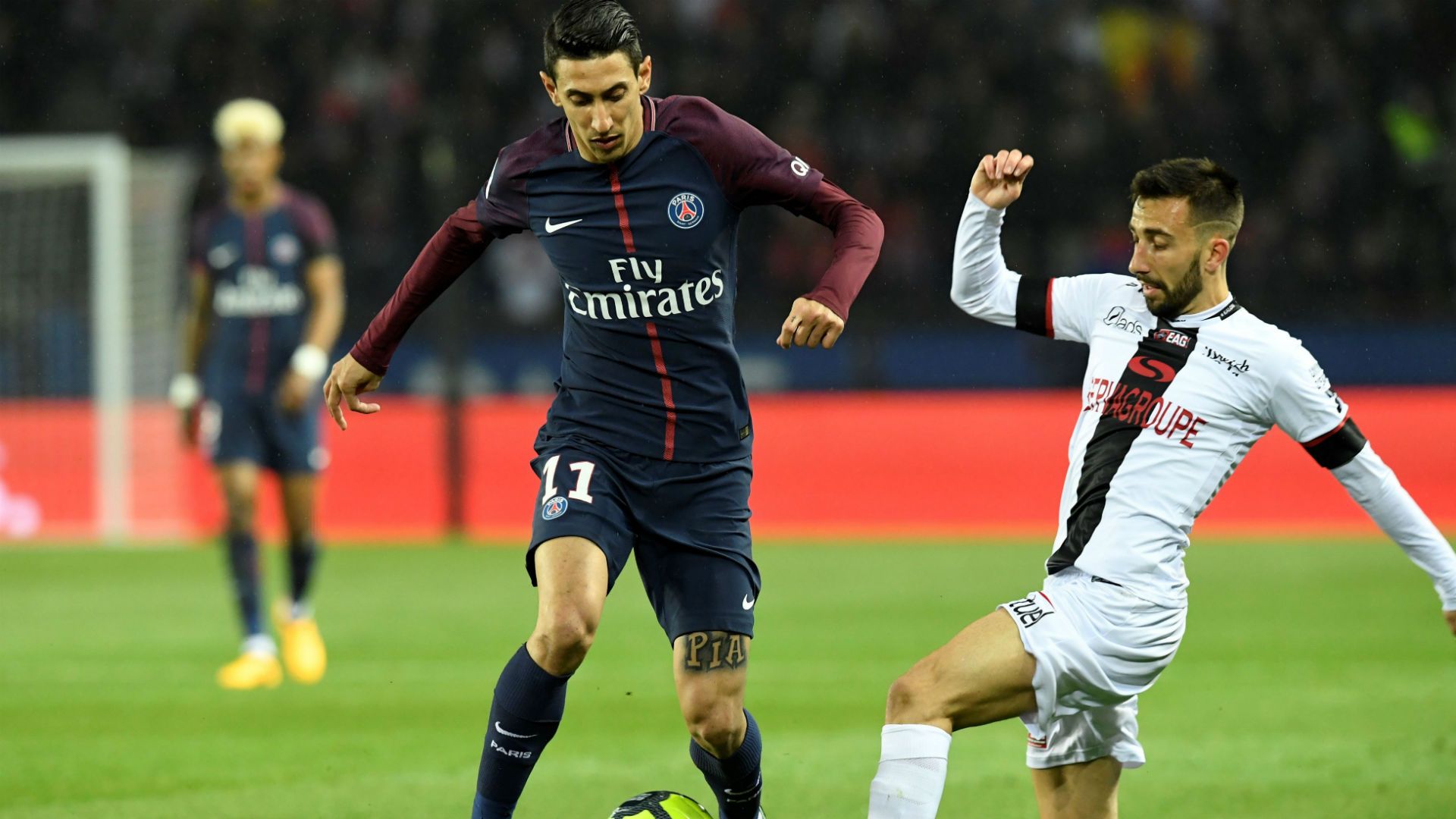 Angel Di Maria Nicolas Benezet PSG Guingamp Ligue 1 29042018