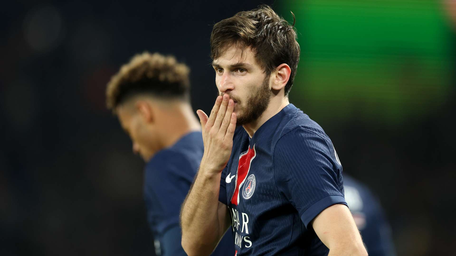 Kvaratskhelia PSG Aston Villa Champions League