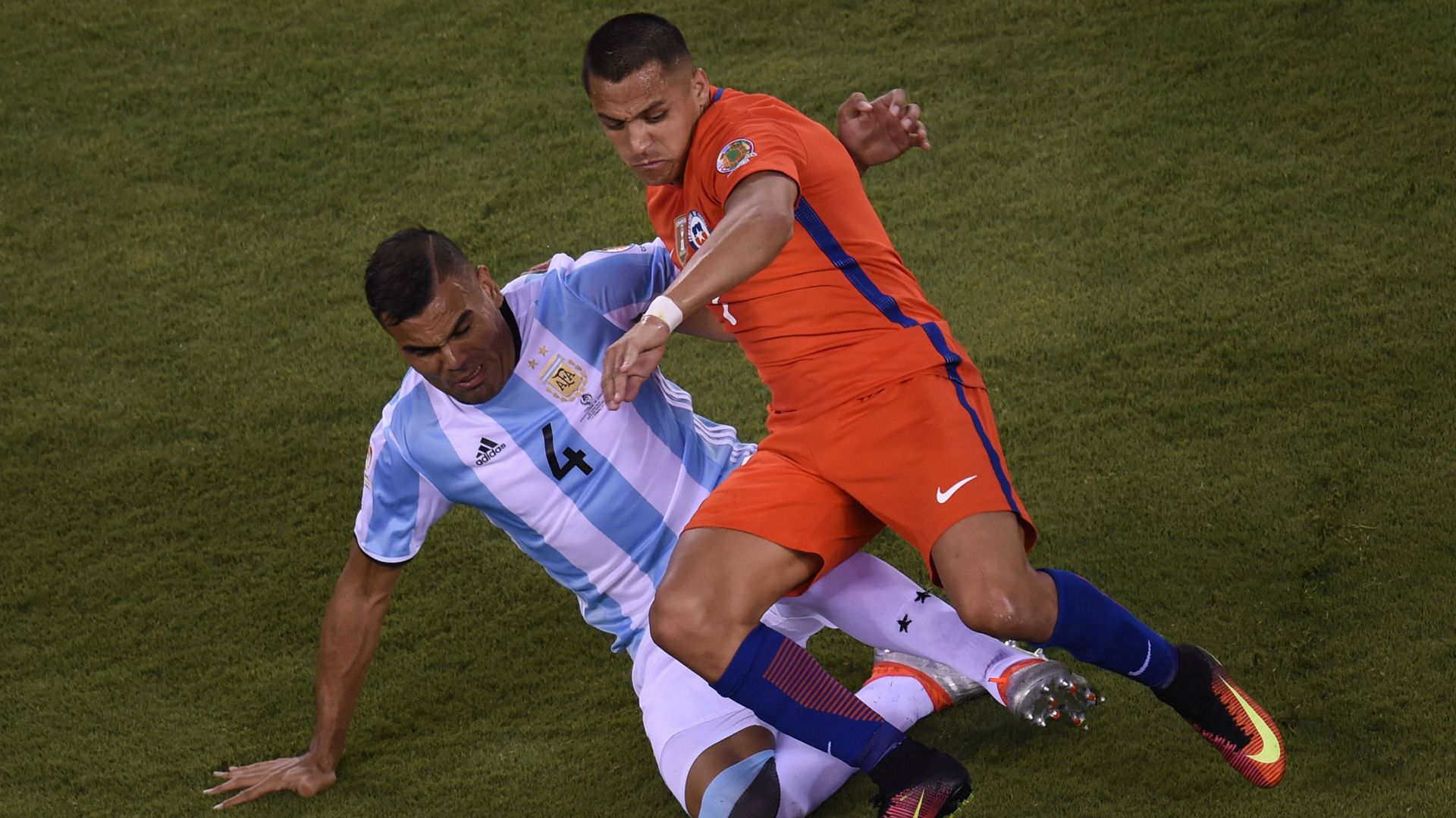 Sanchez Mercado Chile Argentina