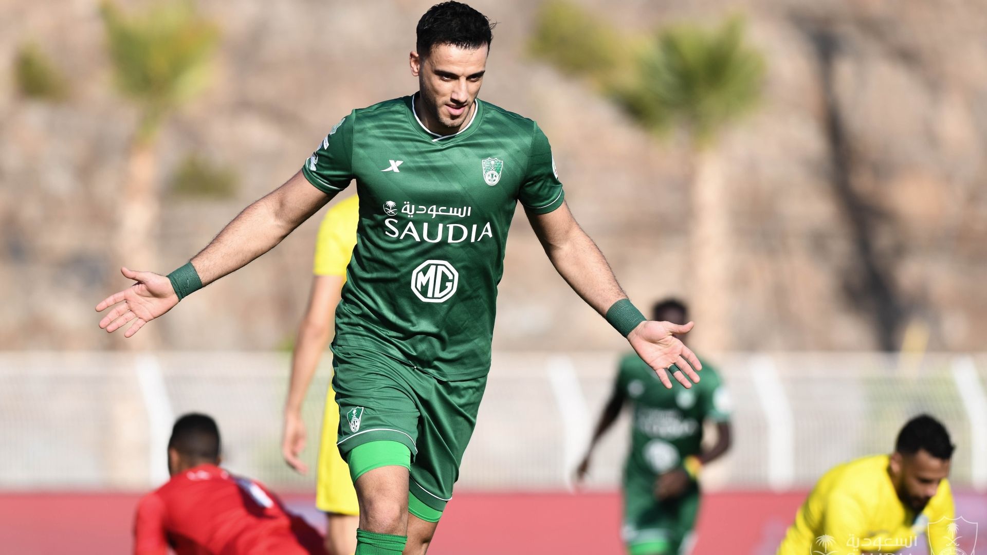 عمر السومة الأهلي العين الدوري السعودي 2020-2021