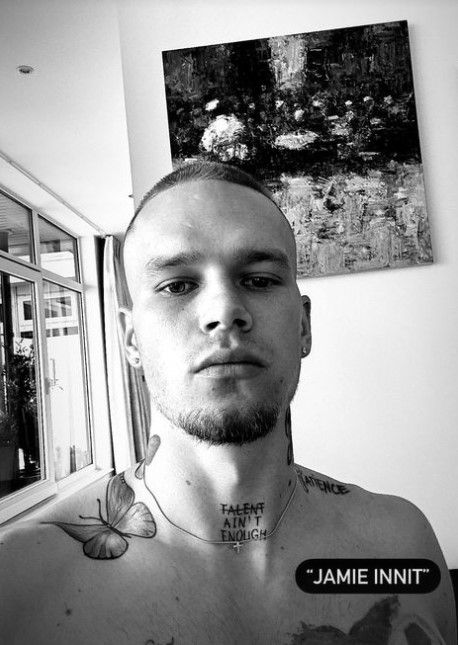 Mykhailo Mudryk hair 2024