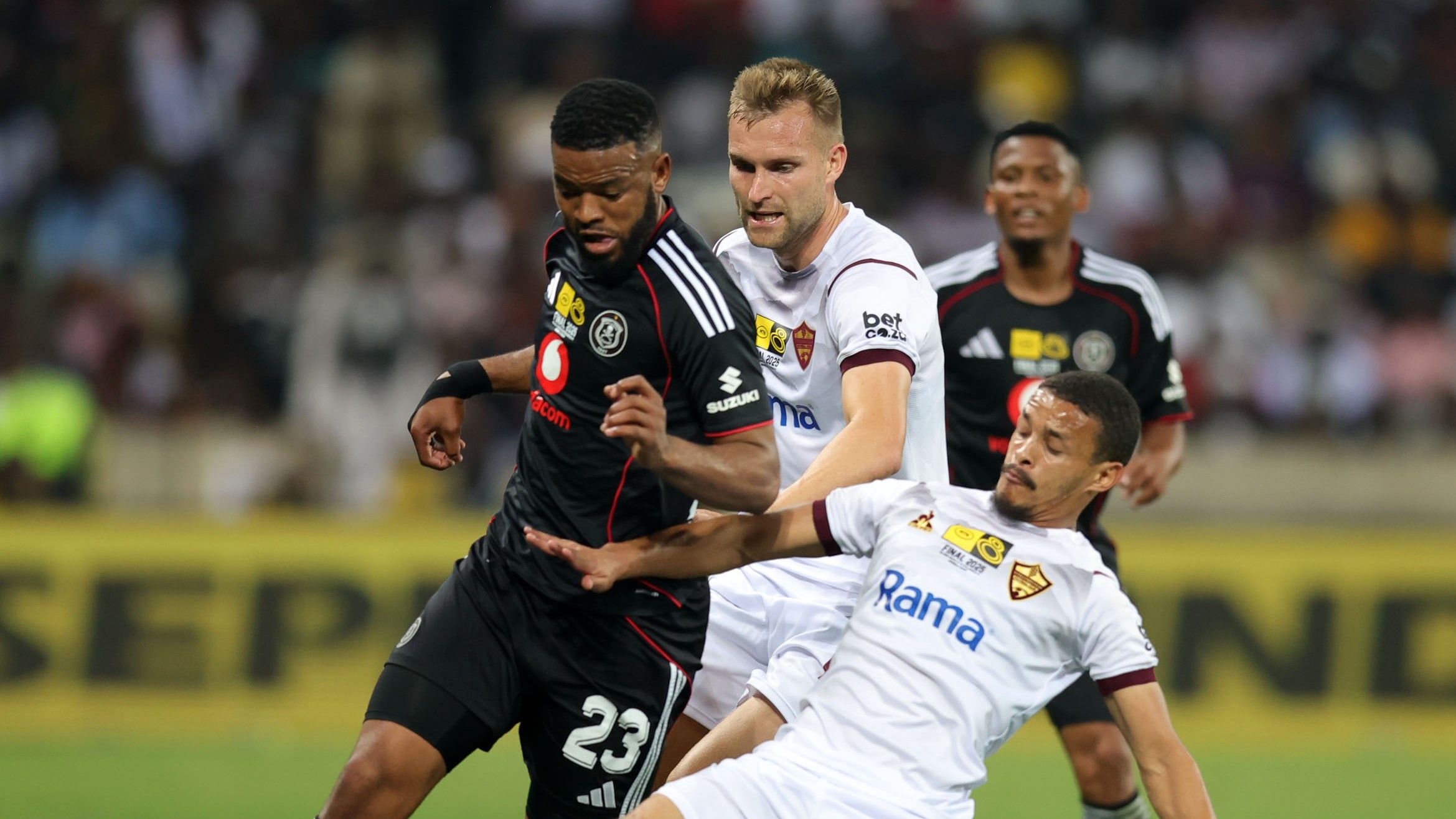 Sipho Mbule, Orlando Pirates, Devin Titus, Andre de Jong, Stellenbosch, Decemder 2025