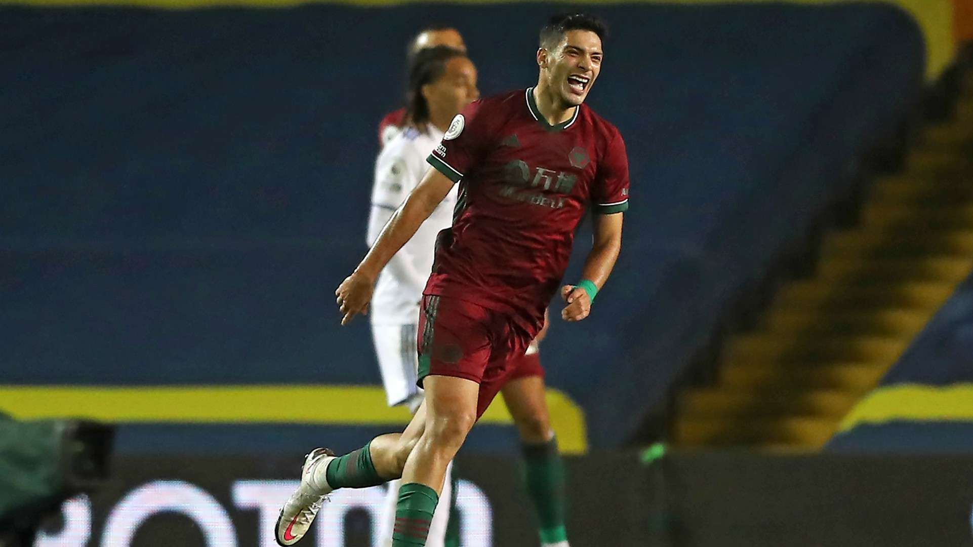 Raúl Jiménez Leeds Wolves