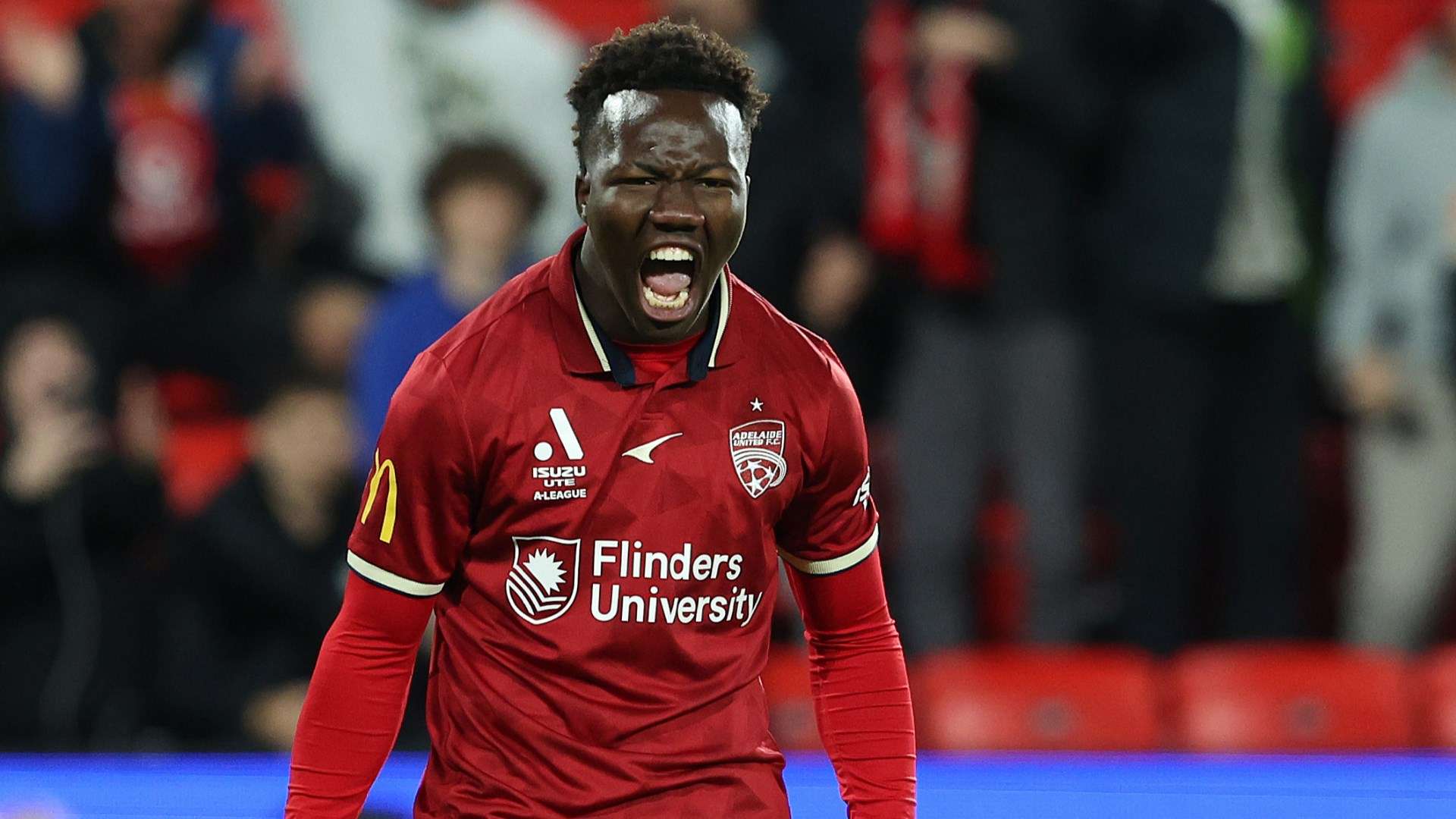 Nestory Irankunda Adelaide United 052023