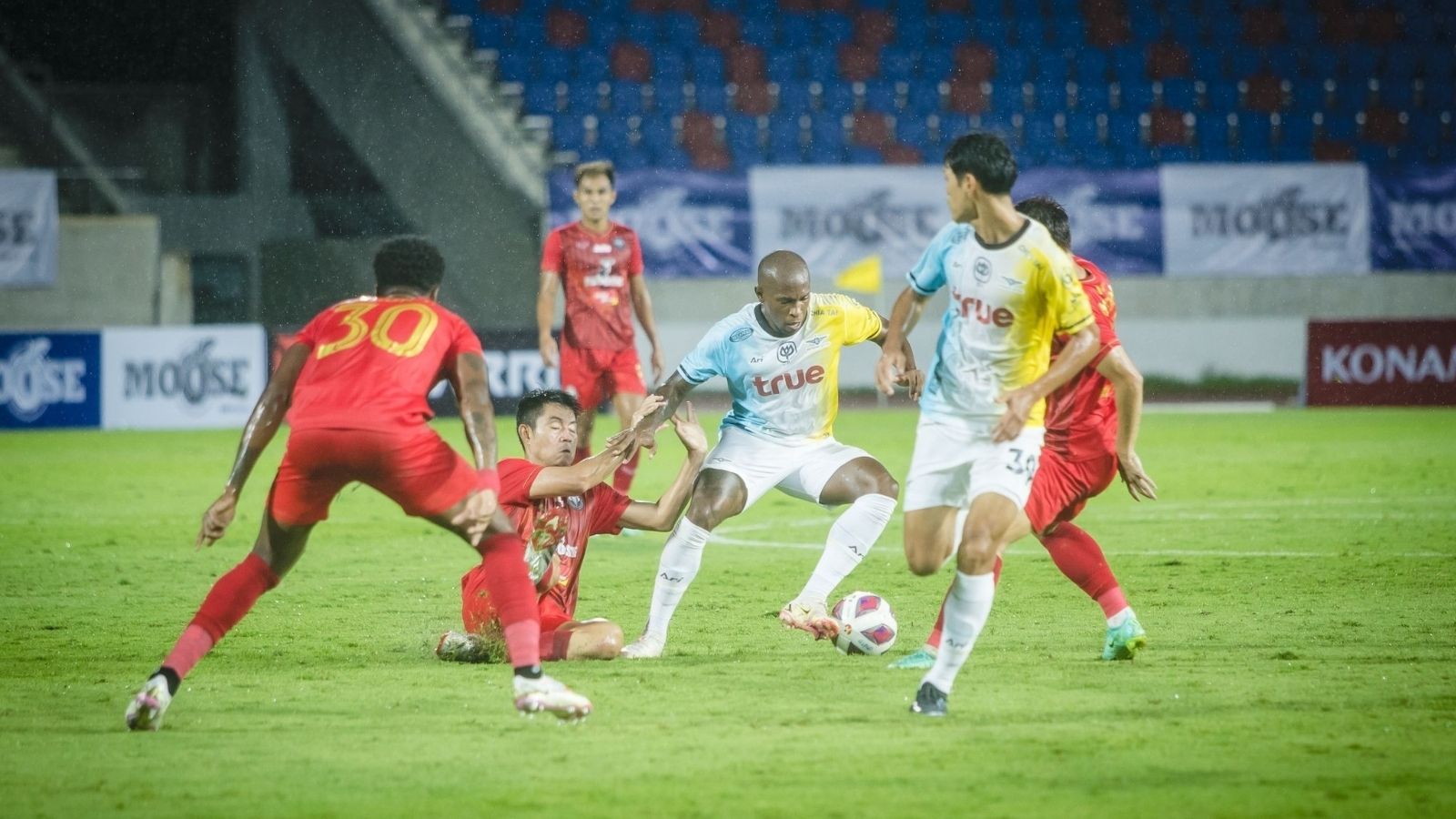 เชียงใหม่ - ทรู แบงค็อก