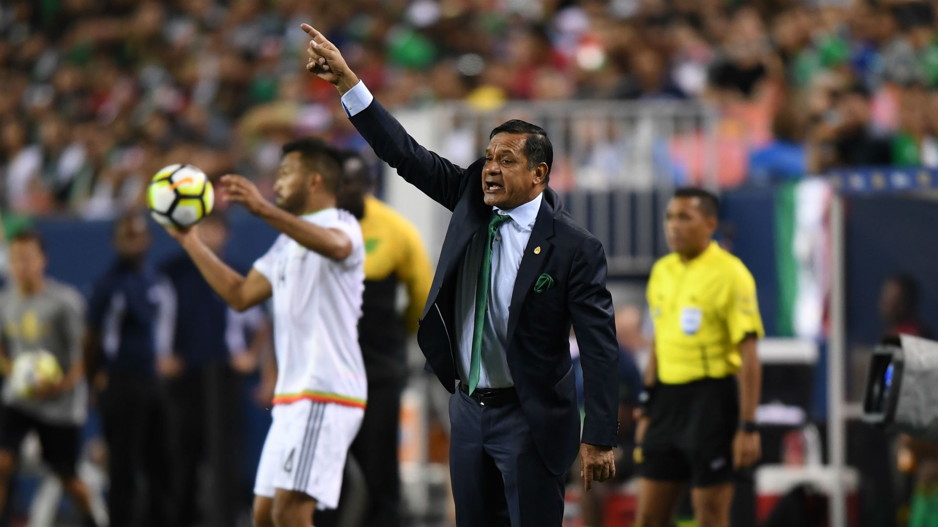 pompilio paez copa oro mex jamaica semifinales copa oro 2017