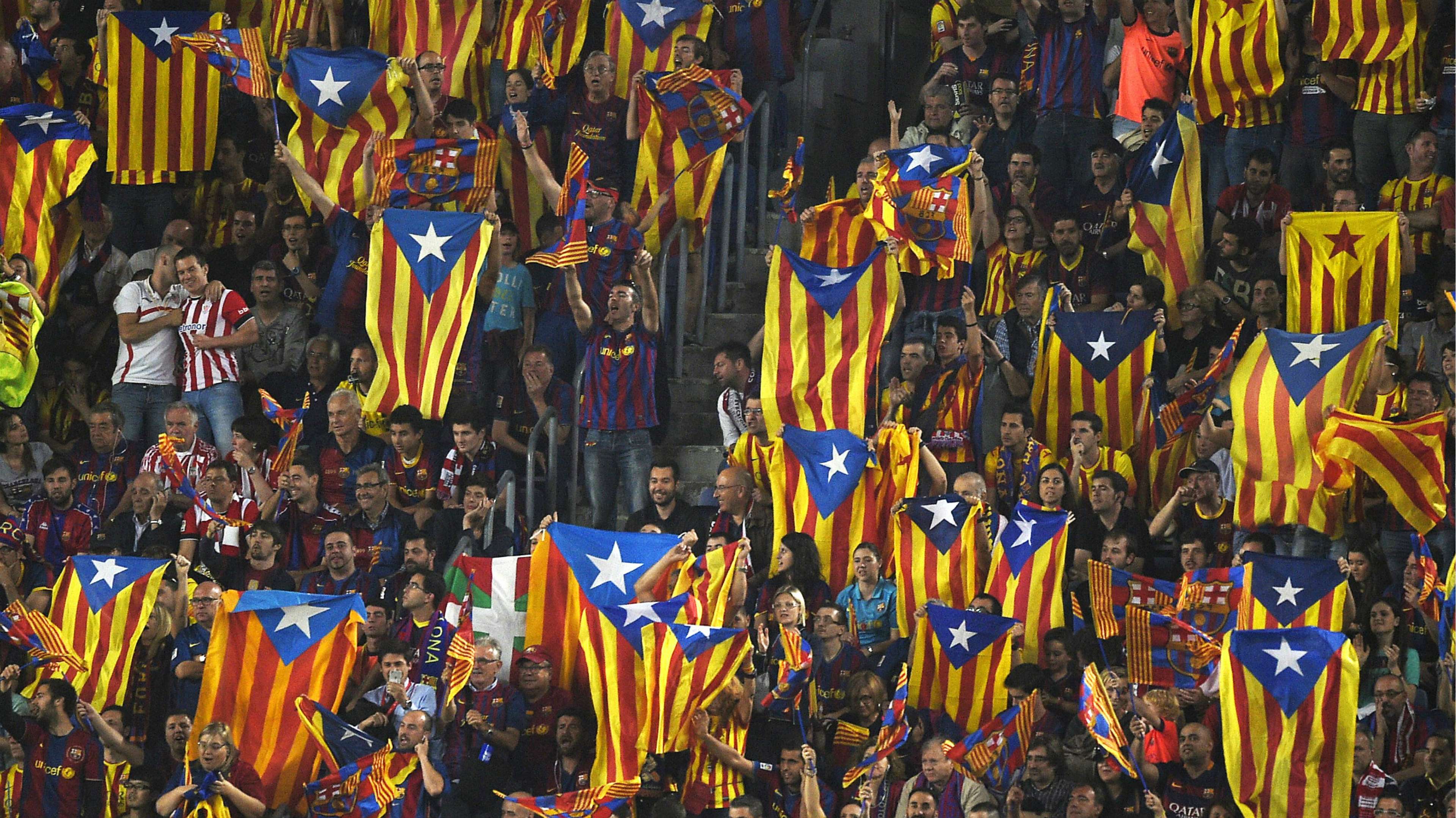 Barcelona fans Catalan flag