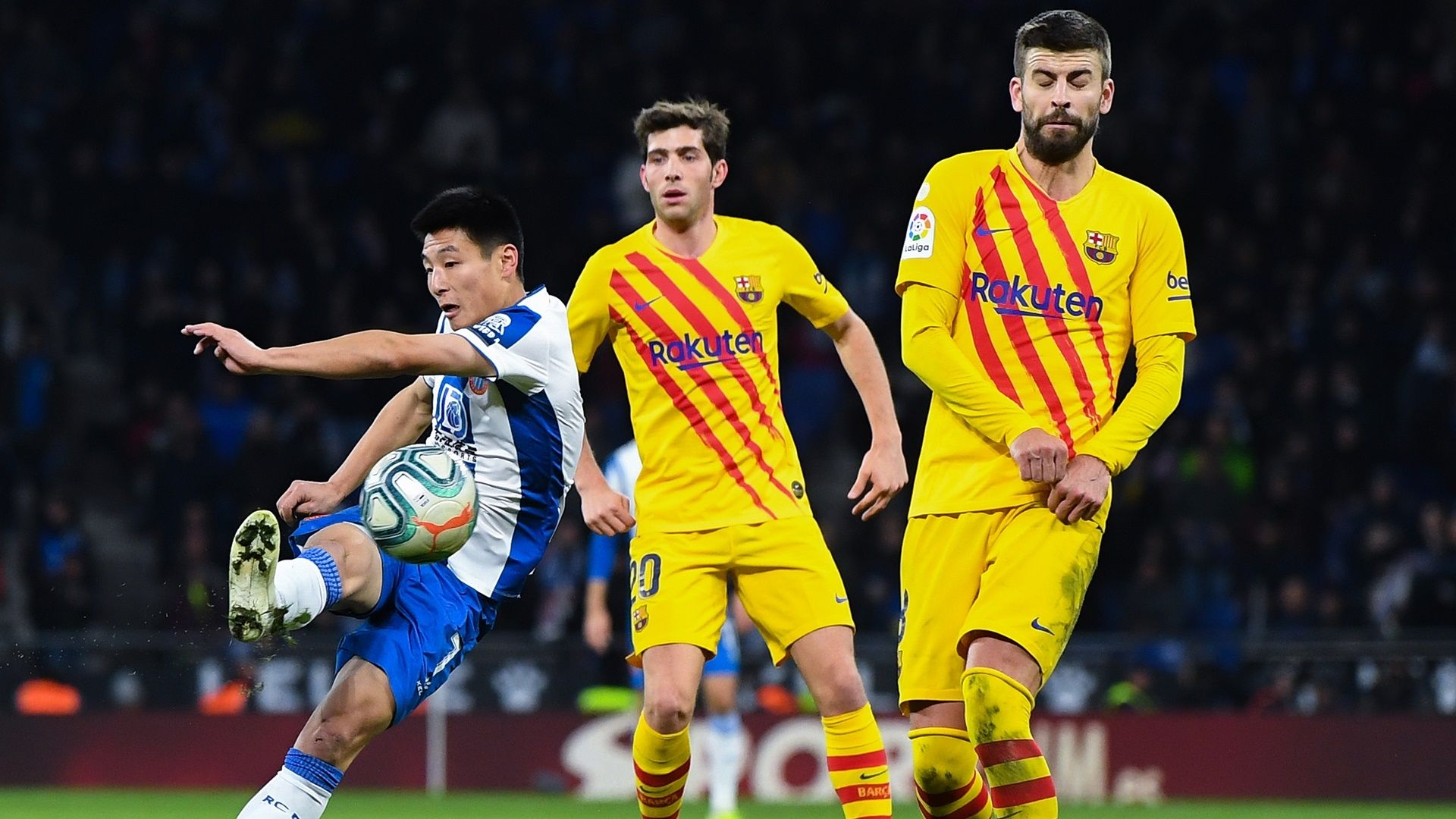 Wu Lei vs Gerard Pique | Espanyol vs Barcelona | La Liga 2019/2020