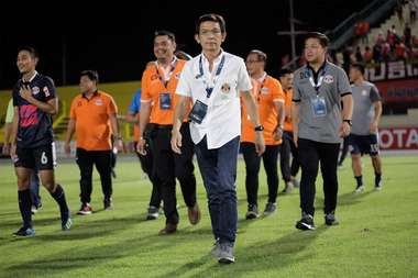 ธเนศ เครือรัตน์