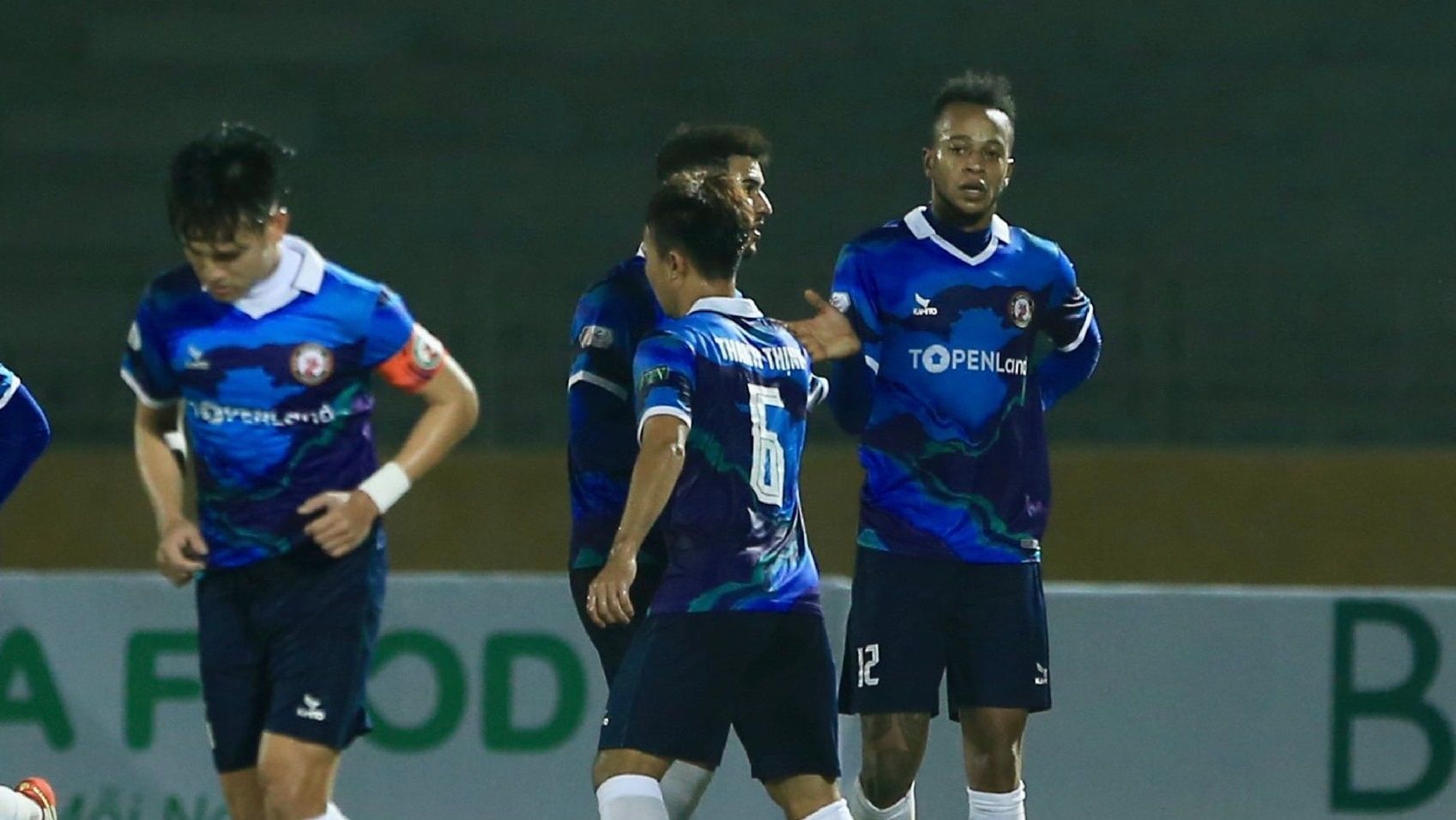 Jermie Lynch Song Lam Nghe An SLNA Binh Dinh V.League 2022