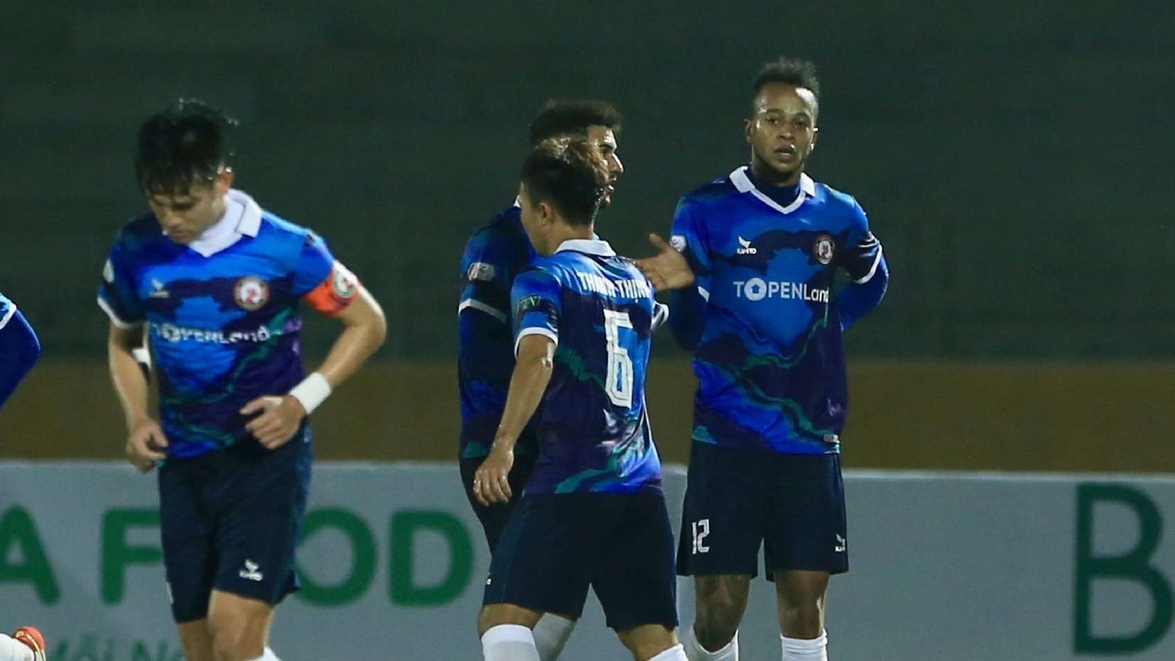 Jermie Lynch Song Lam Nghe An SLNA Binh Dinh V.League 2022