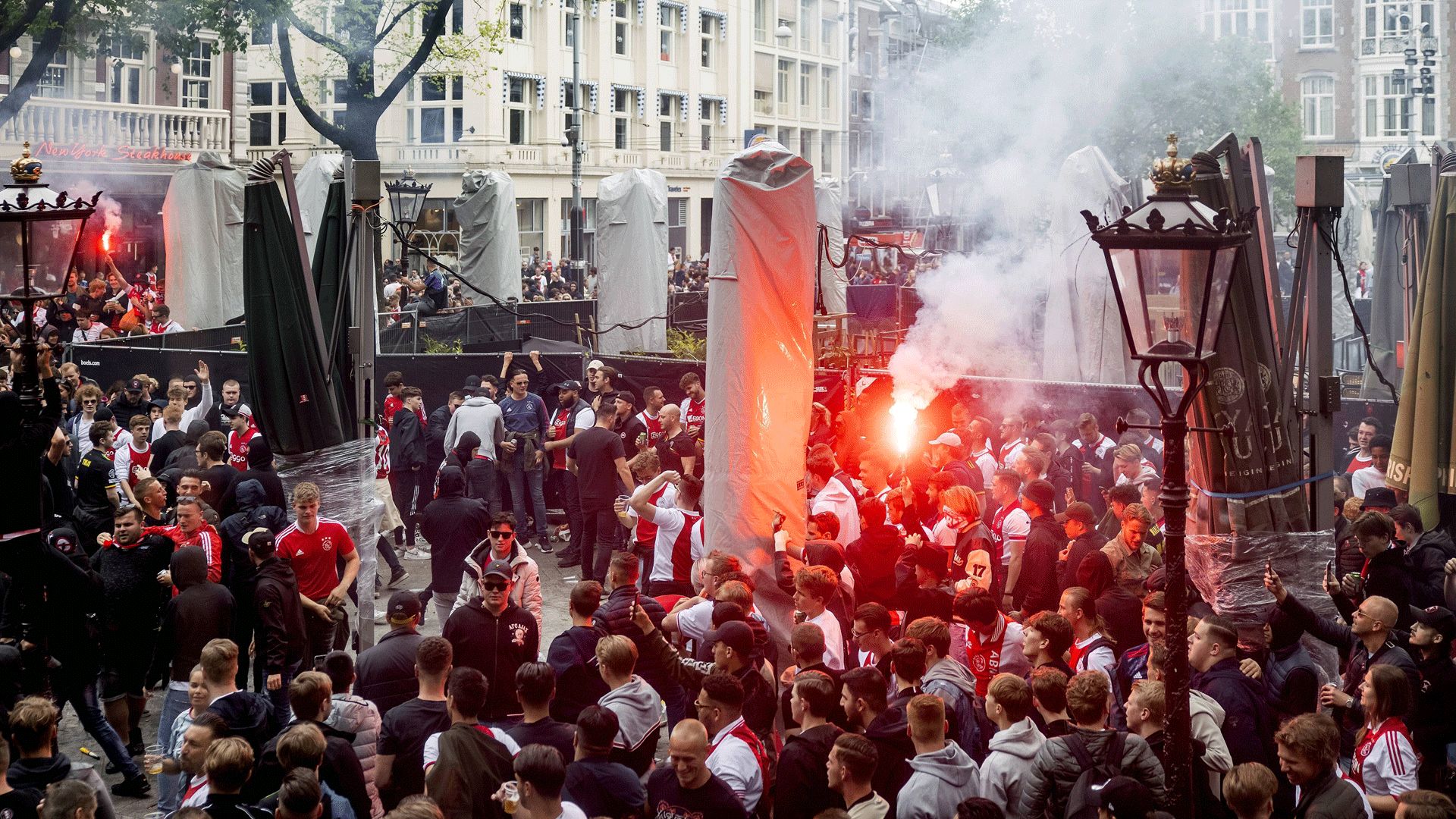 GER ONLY Ajax Leidseplein 