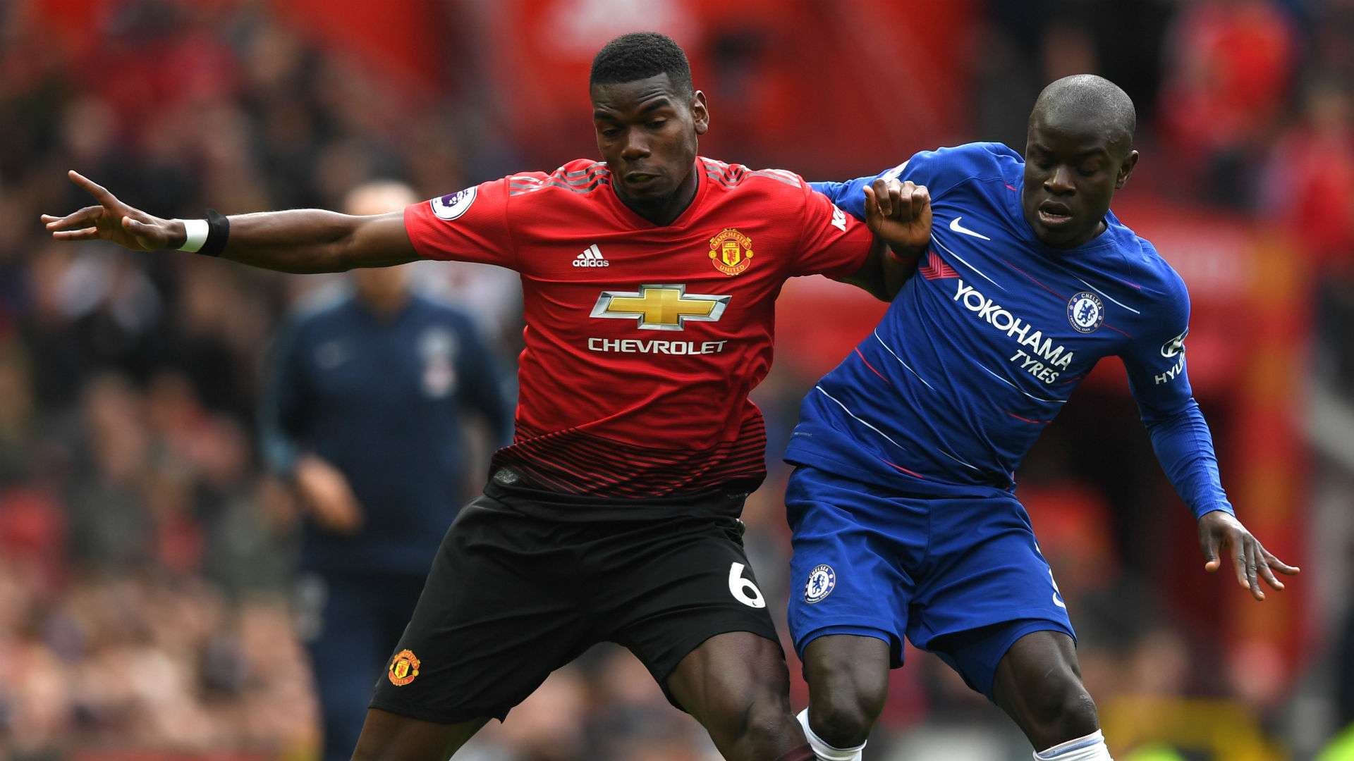 Paul Pogba N'Golo Kante Manchester United Chelsea 2018-19