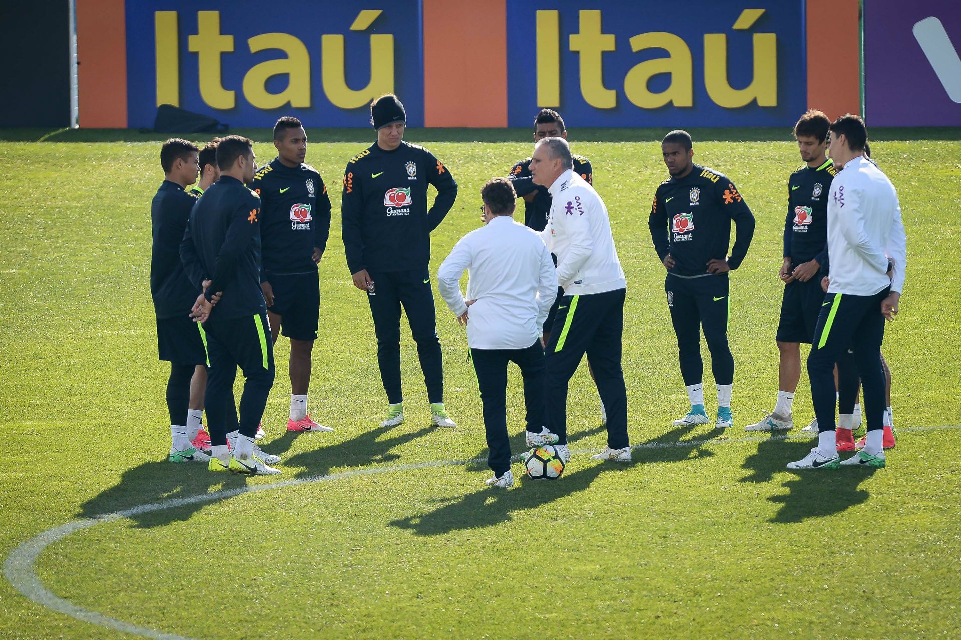 Elenco e Tite Brasil Melbourne 2017