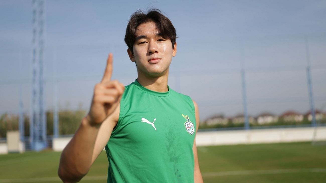 윤도영 (Yoon Do-Young)