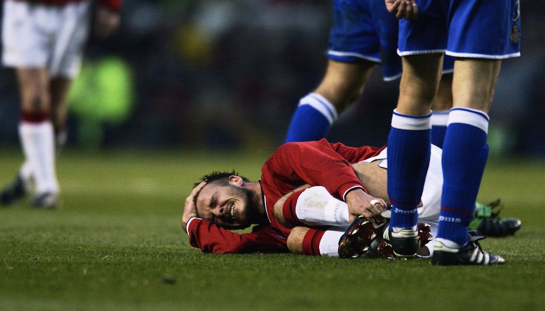Beckham's injury 2002