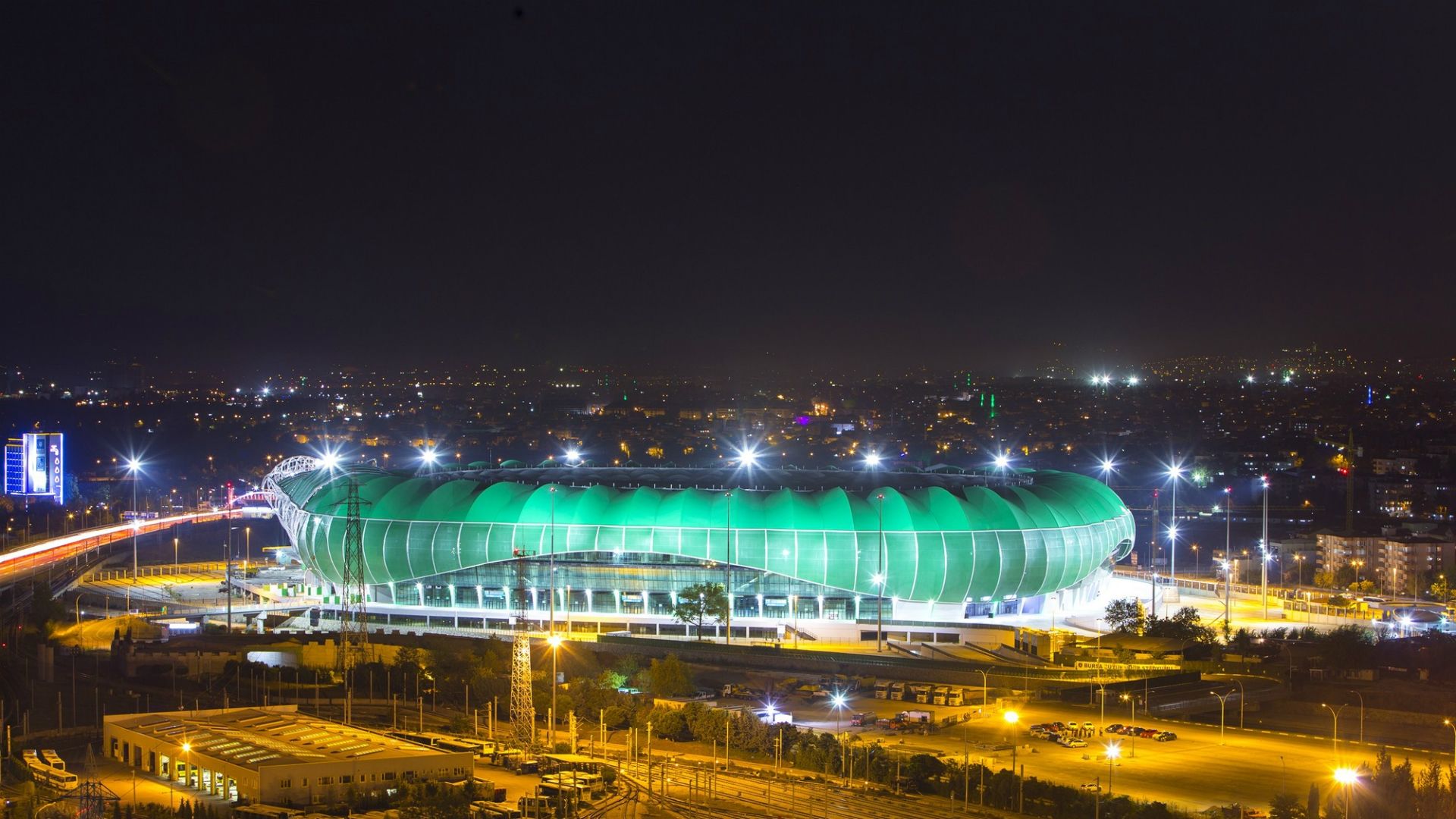 bursabuyuksehirbelediyestadyumu_BursaBSB_22062019