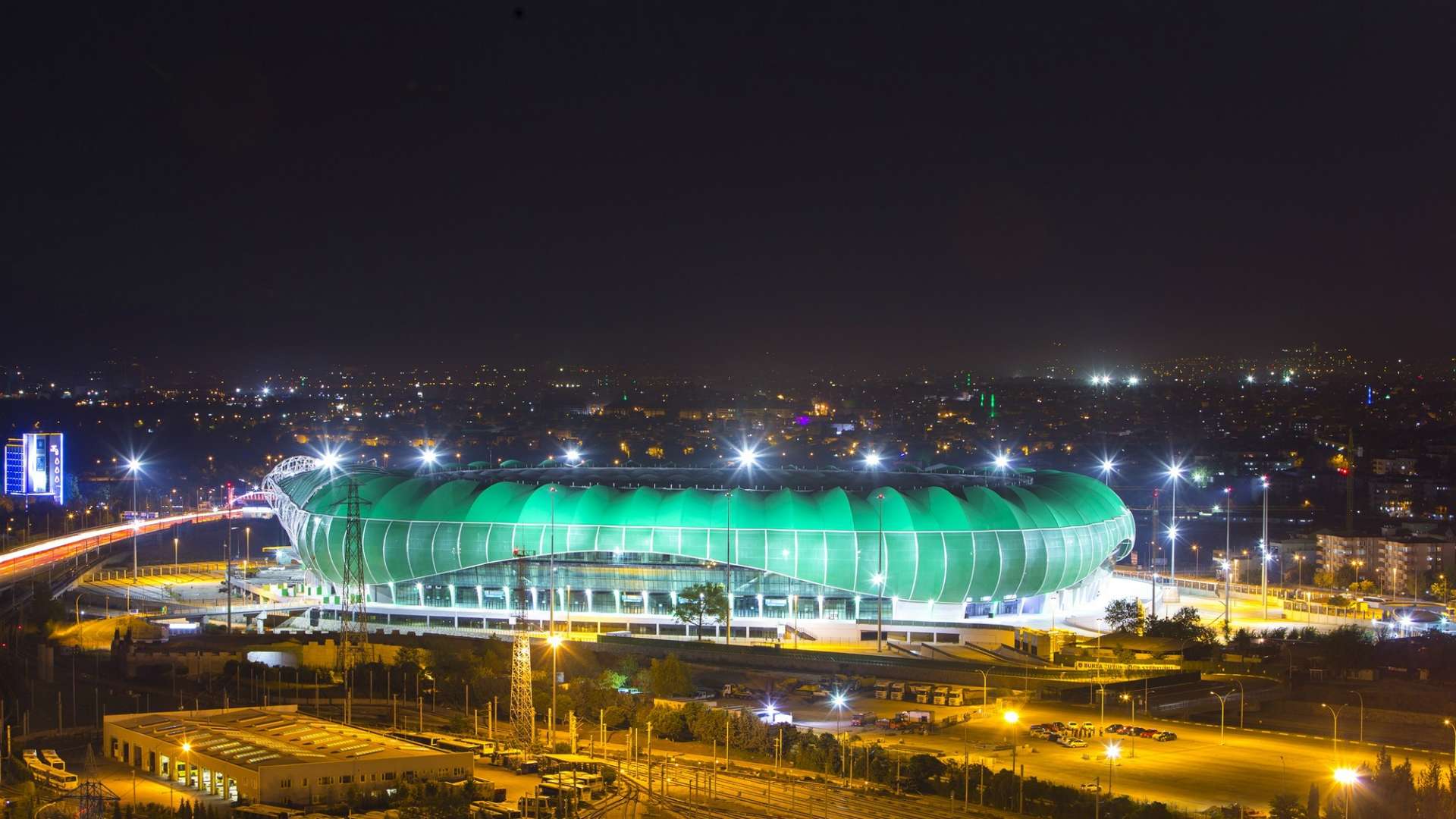 bursabuyuksehirbelediyestadyumu_BursaBSB_22062019