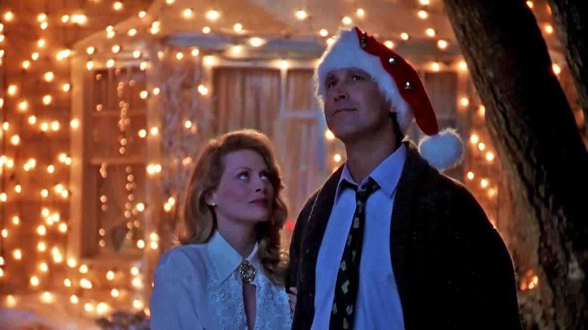 Beverly D'Angelo and Chevy Chase, in National Lampoon's Christmas Vacation.