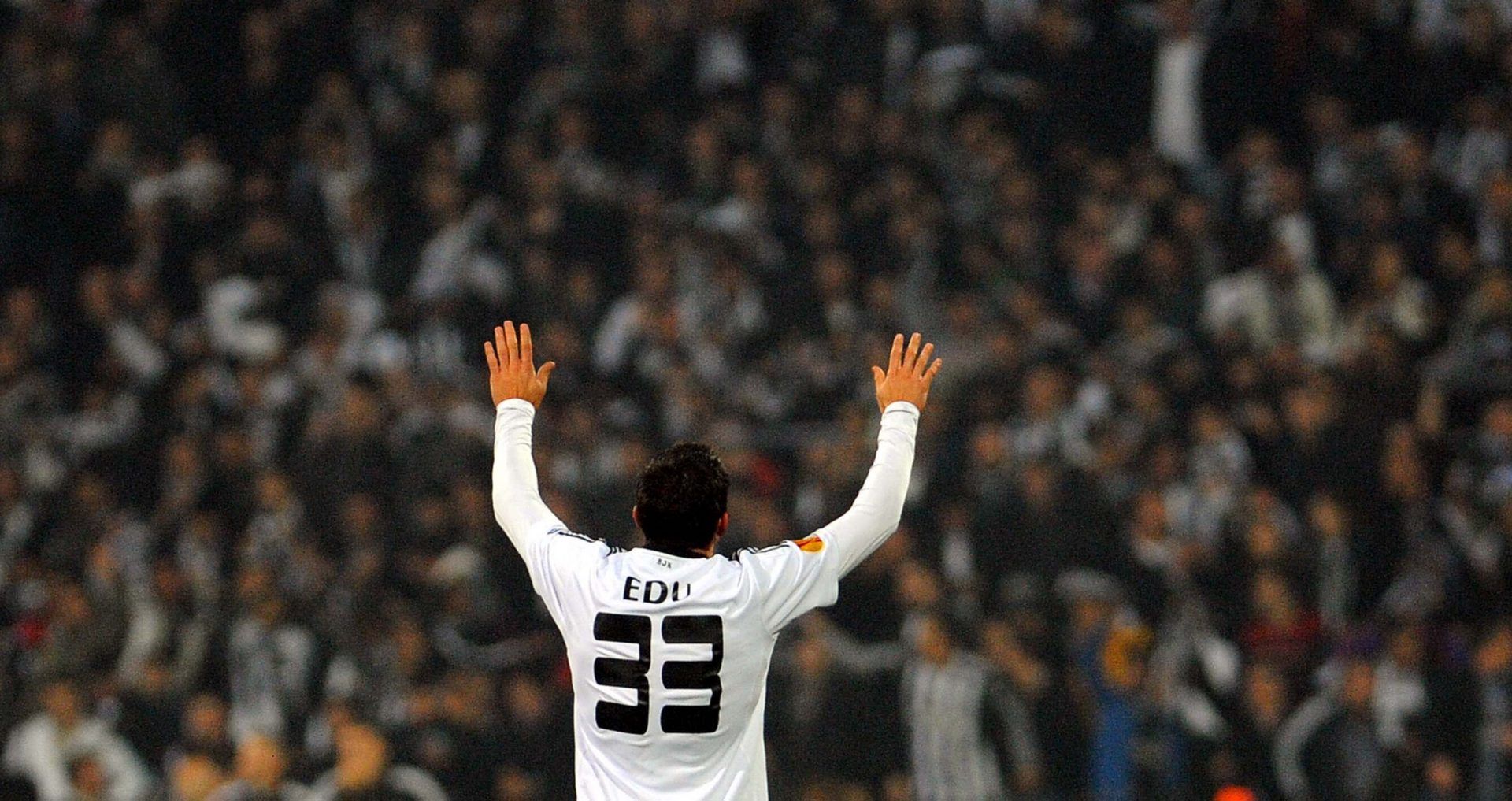 Edu, Besiktas