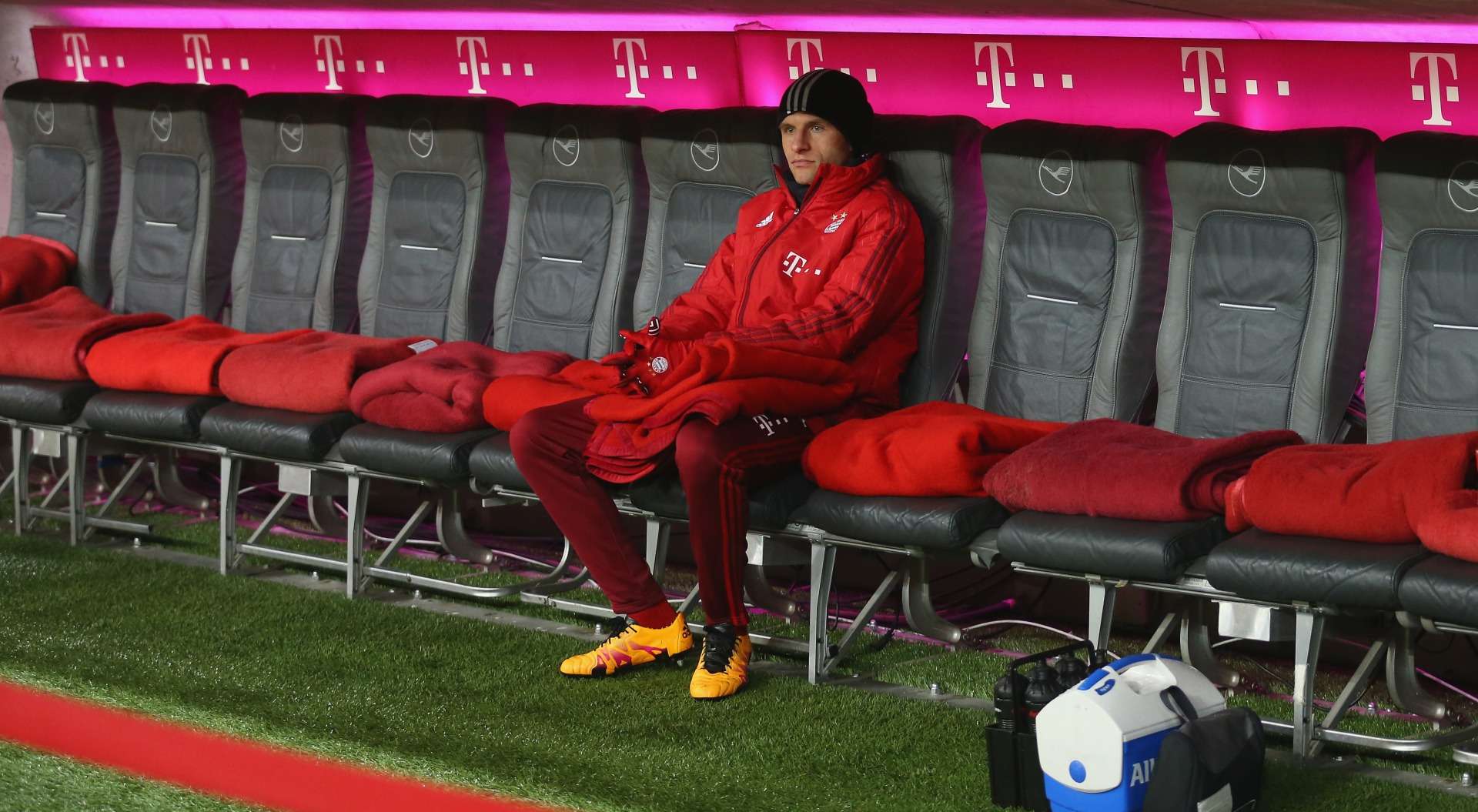 Thomas Müller_bench