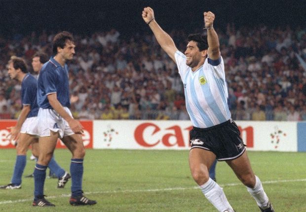 Diego Armando Maradona - Italy-Argentina (World Cup 1990)
