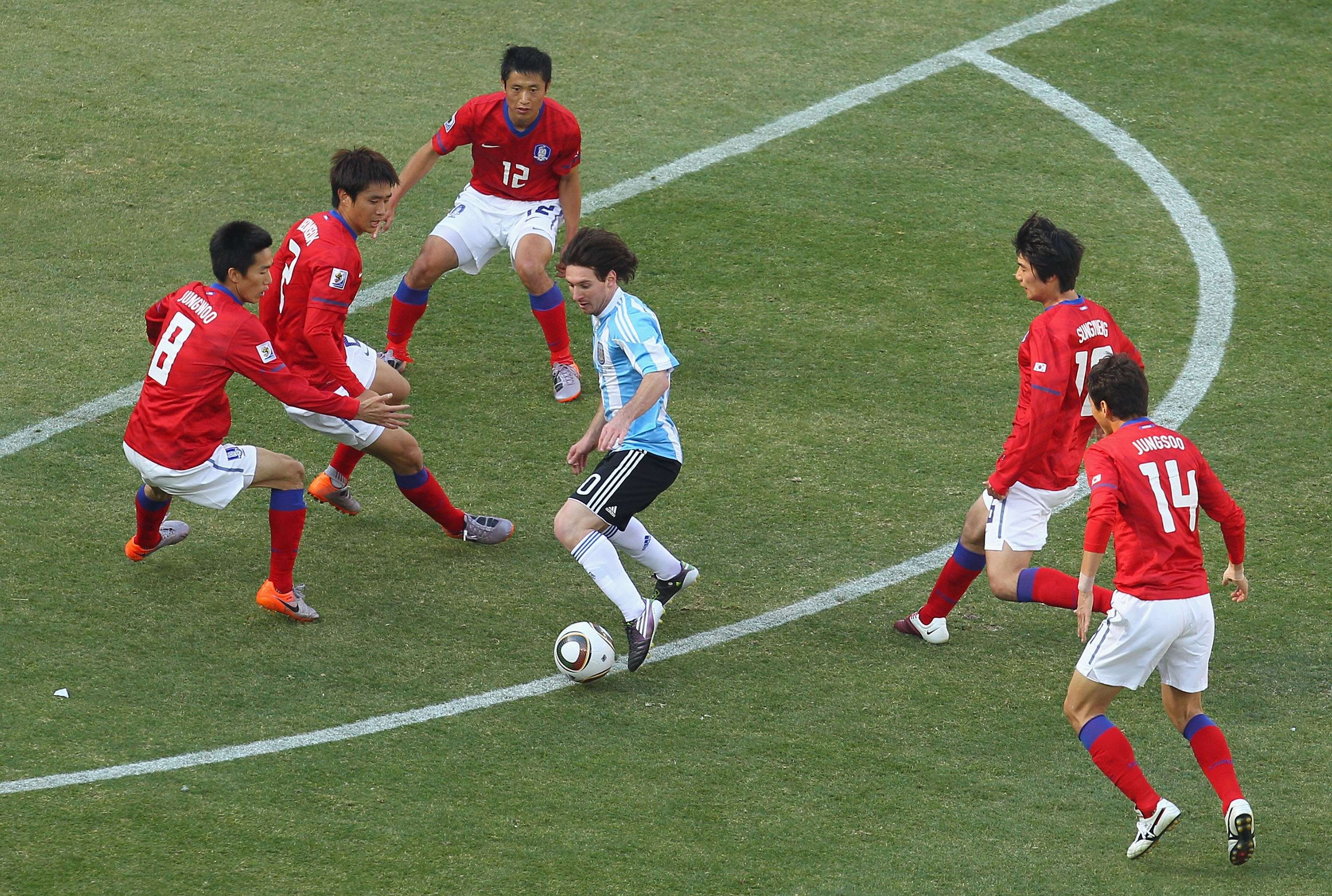 Messi contra Corea en el Mundial de 2010