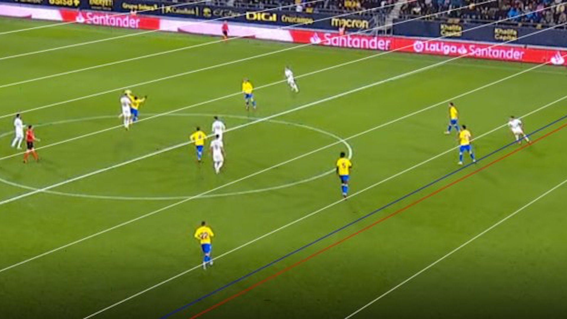 Polémica Cádiz Elche fuera de juego